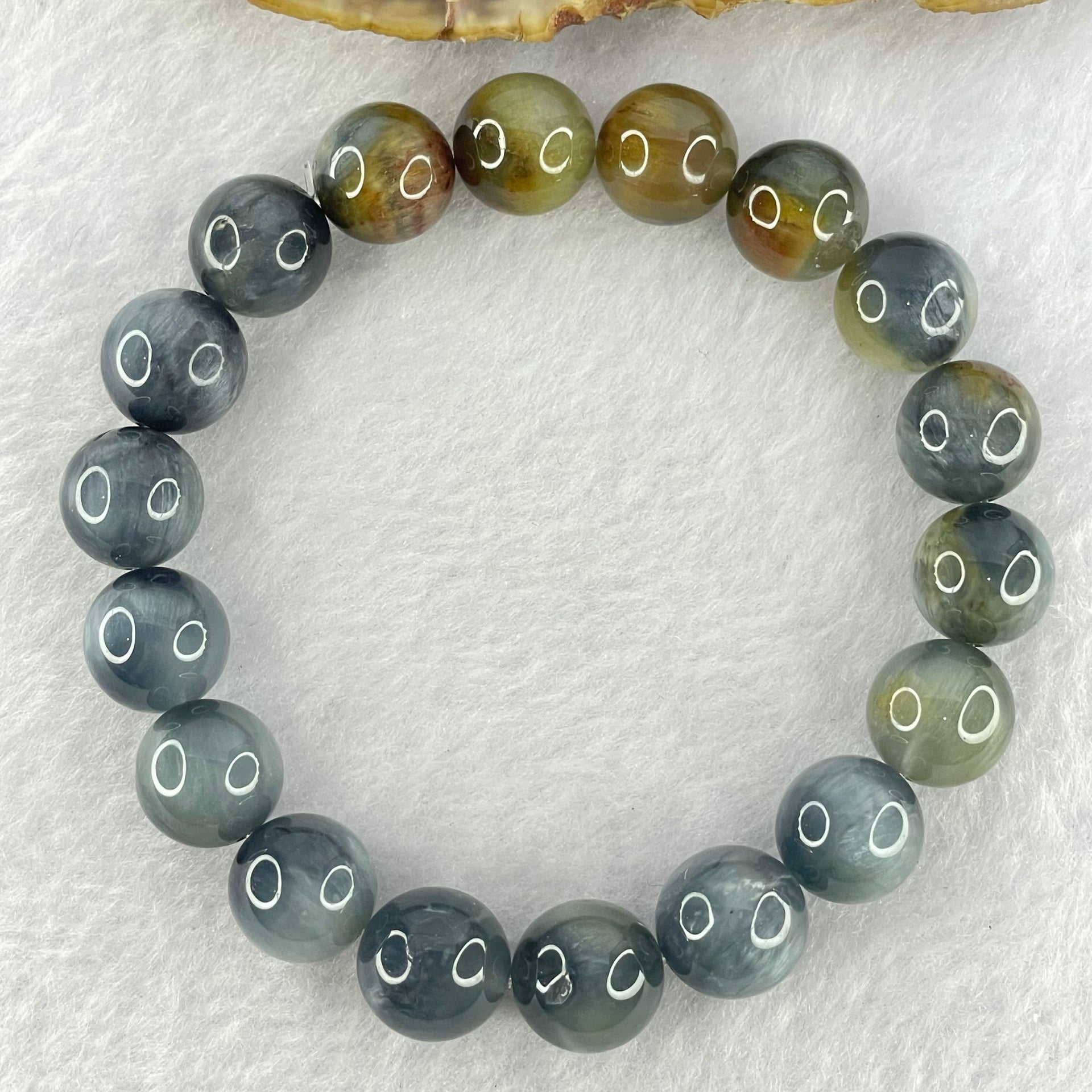 Good Grade Natural Blue Rutilated Quartz Bracelet 39.25g 18cm 11.8mm 18 Beads - Huangs Jadeite and Jewelry Pte Ltd