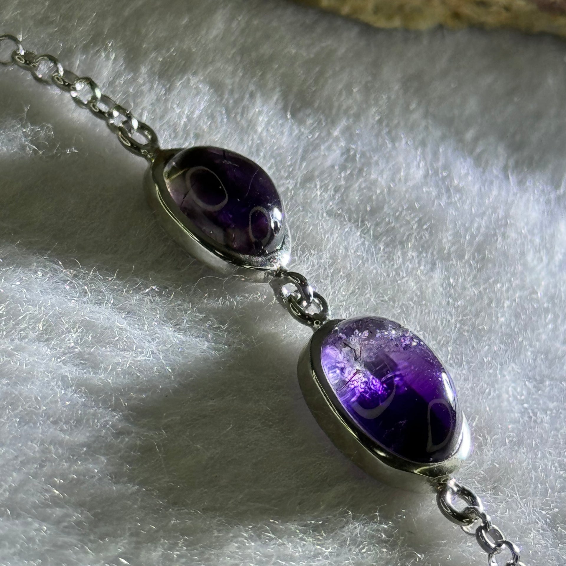 Above Average Natural Super 7 in S925 Sliver Bracelet 3.49g 11.0 by 8.2 by 5.2mm - Huangs Jadeite and Jewelry Pte Ltd