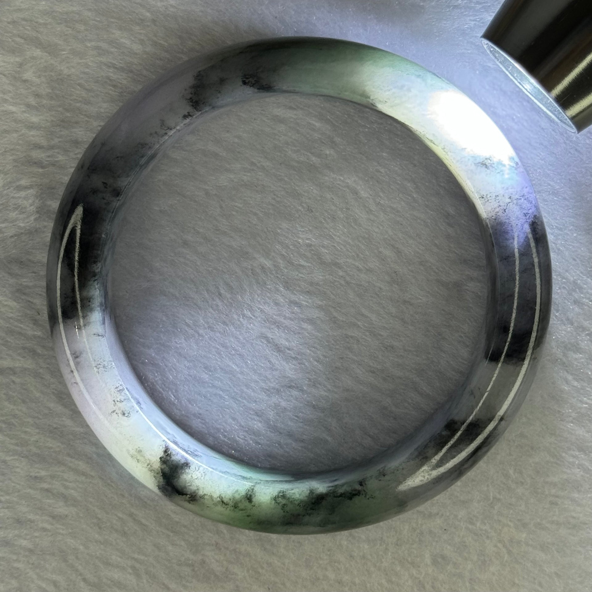 Type A Lavender with Wuji Grey and Green Jadeite Bangle Internal Diameter 56.4mm 78.54g 15.1 by 9.5mm (Very Slight Internal Line) - Huangs Jadeite and Jewelry Pte Ltd