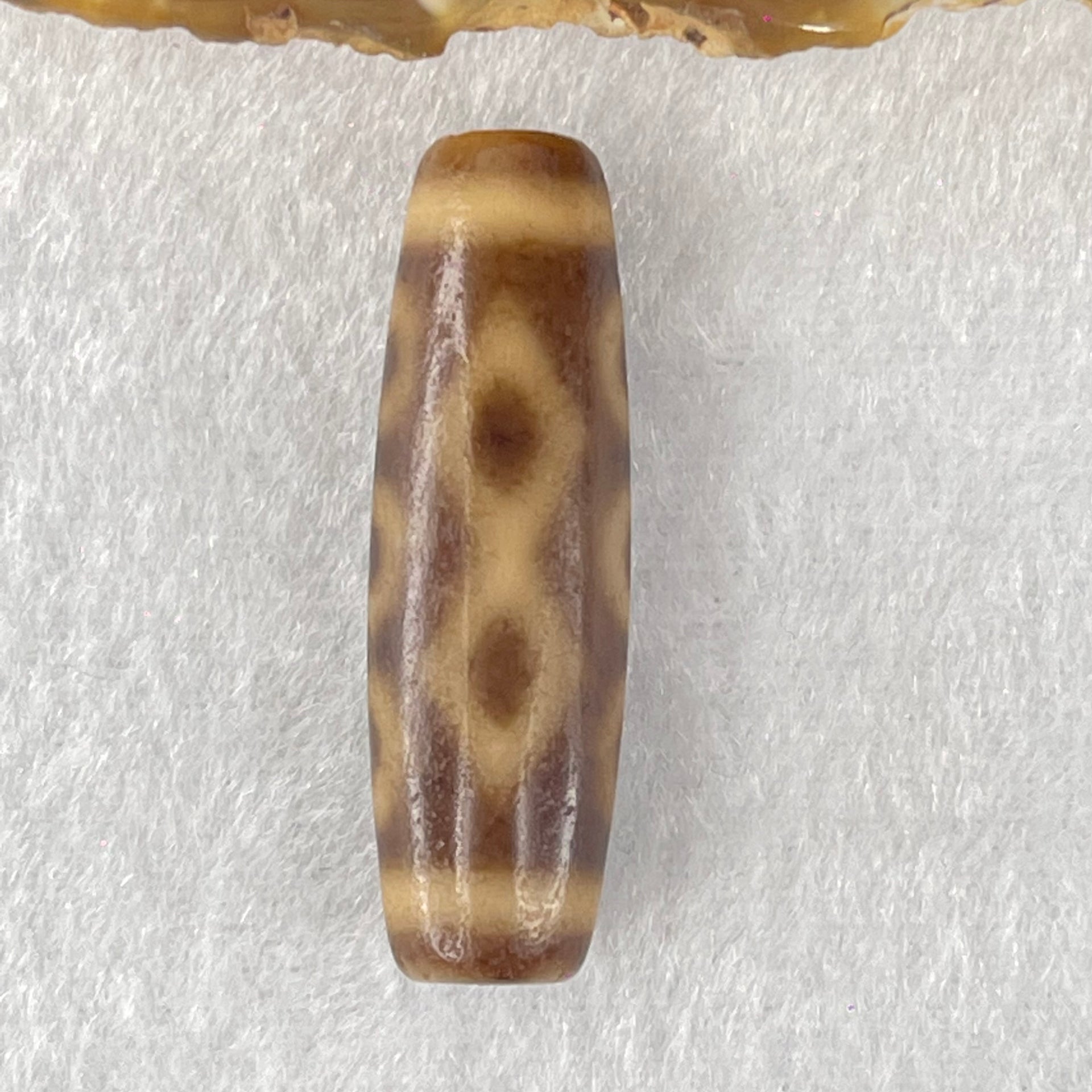 Natural Powerful Tibetan Old Oily Agate 6 Eye with 4 Eye Vajra Dzi Bead Heavenly Master (Tian Zhu) 六眼加四眼金刚杵天诛 8.17g 37.9 by 11.7mm - Huangs Jadeite and Jewelry Pte Ltd