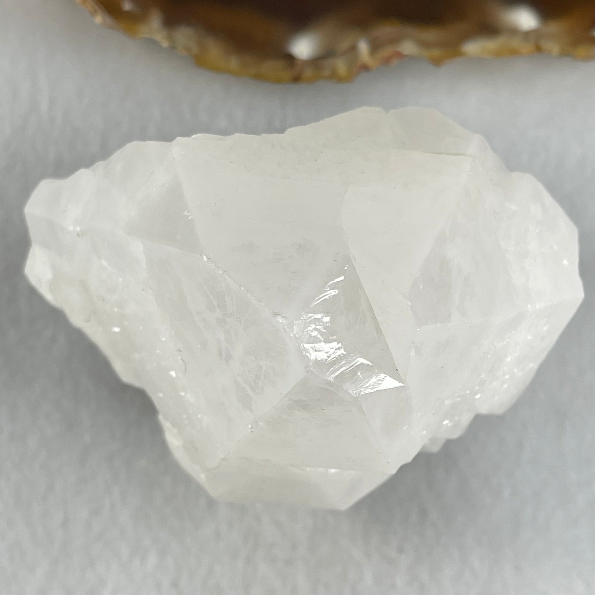 Natural Milky White Quartz Display 225.39g 71.0 by 52.0 by 76.8mm - Huangs Jadeite and Jewelry Pte Ltd