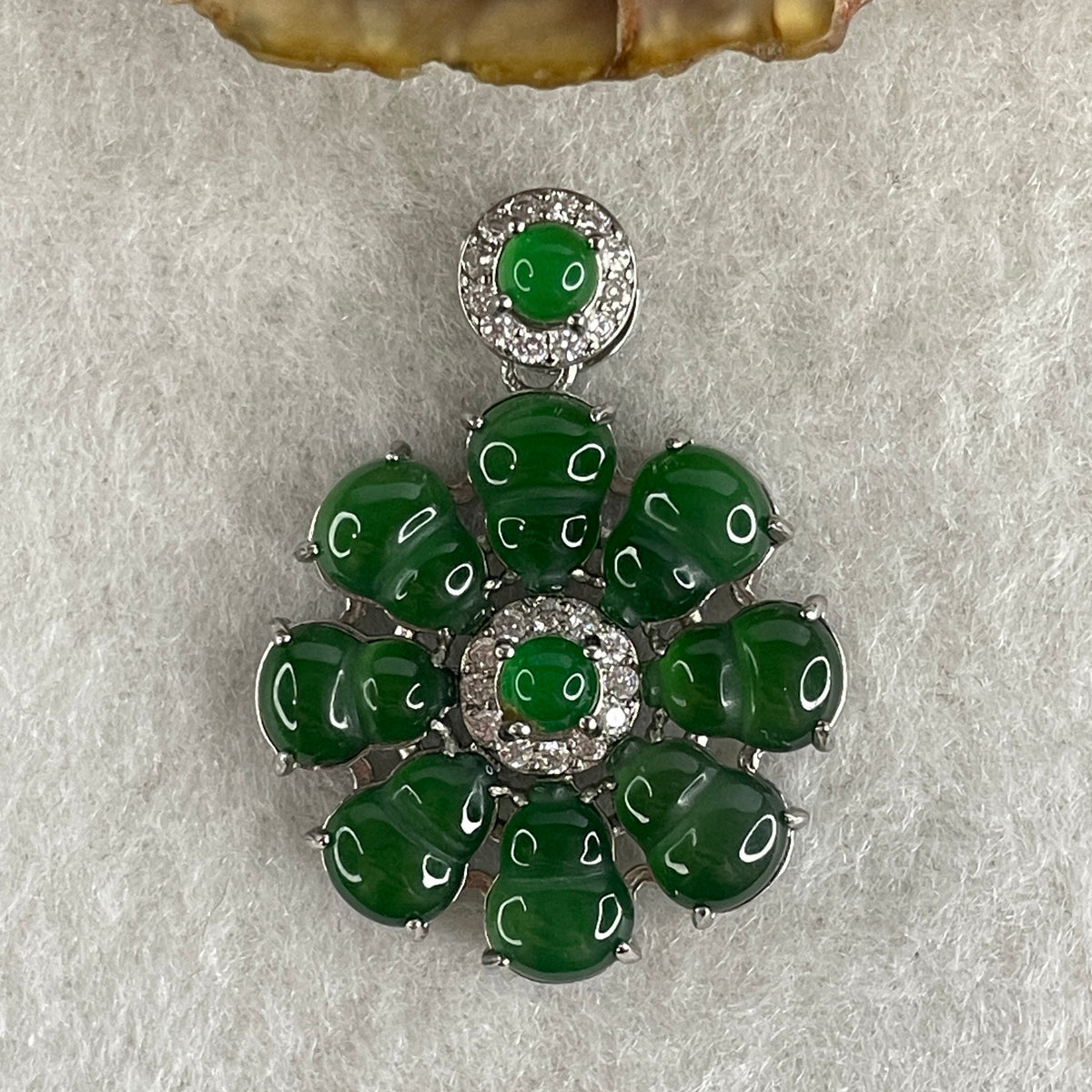 Natural Type A Omphacite Spicy Green Jadeite Hulu Flower Pendant in S925 Silver | (4.87g | 8.0 x 6.2 x 1.5mm x 8 Pcs | Bloom of Fortune & Longevity Anchor, Feng Shui Prosperity & Health Pendant) - Huangs Jadeite and Jewelry Pte Ltd