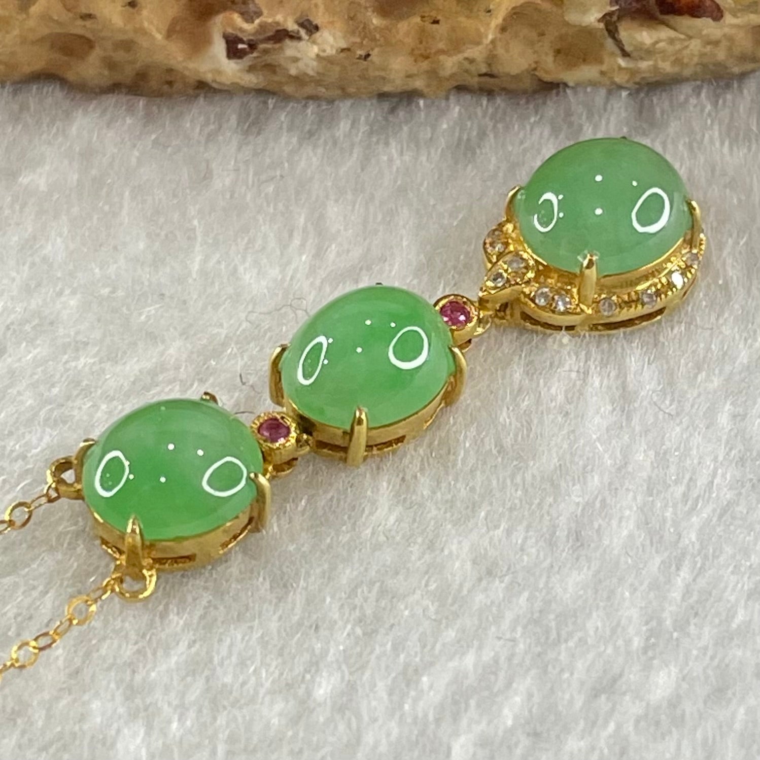Type A Icy Apple Green Jadeite Cabouchons in 18K Yellow Gold Necklace each about 7.1 by 6.3 by 4.0mm 3.10g 39 or 42cm - Huangs Jadeite and Jewelry Pte Ltd