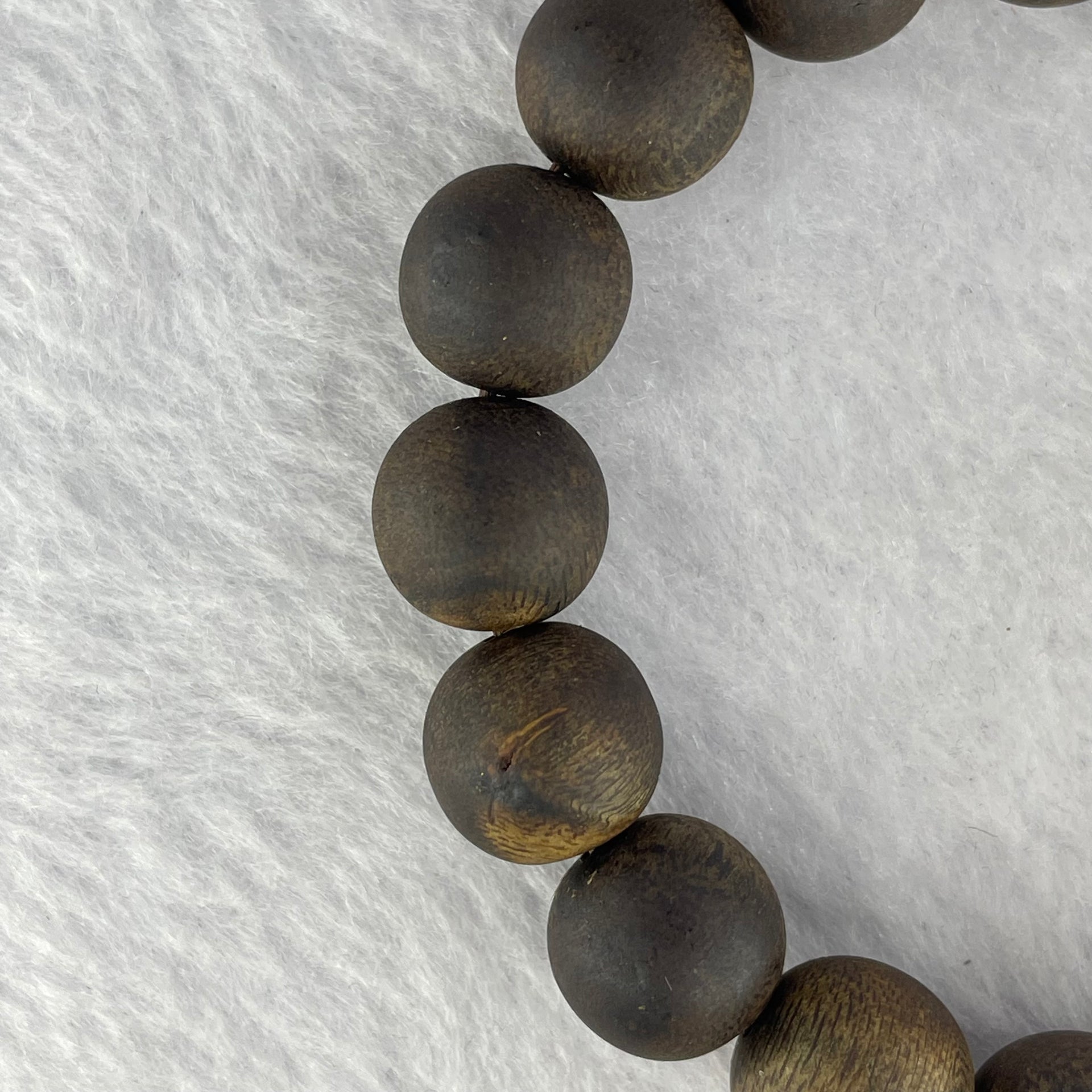 Rare Very Very High End Very Old Wild Vietnam Qi Nan Sinking Type Agarwood Beads Bracelet 罕见非常高端非常古老野生越南奇南沉沉型沉香珠手链 19.19g 19cm 12.8mm 17 Beads - Huangs Jadeite and Jewelry Pte Ltd