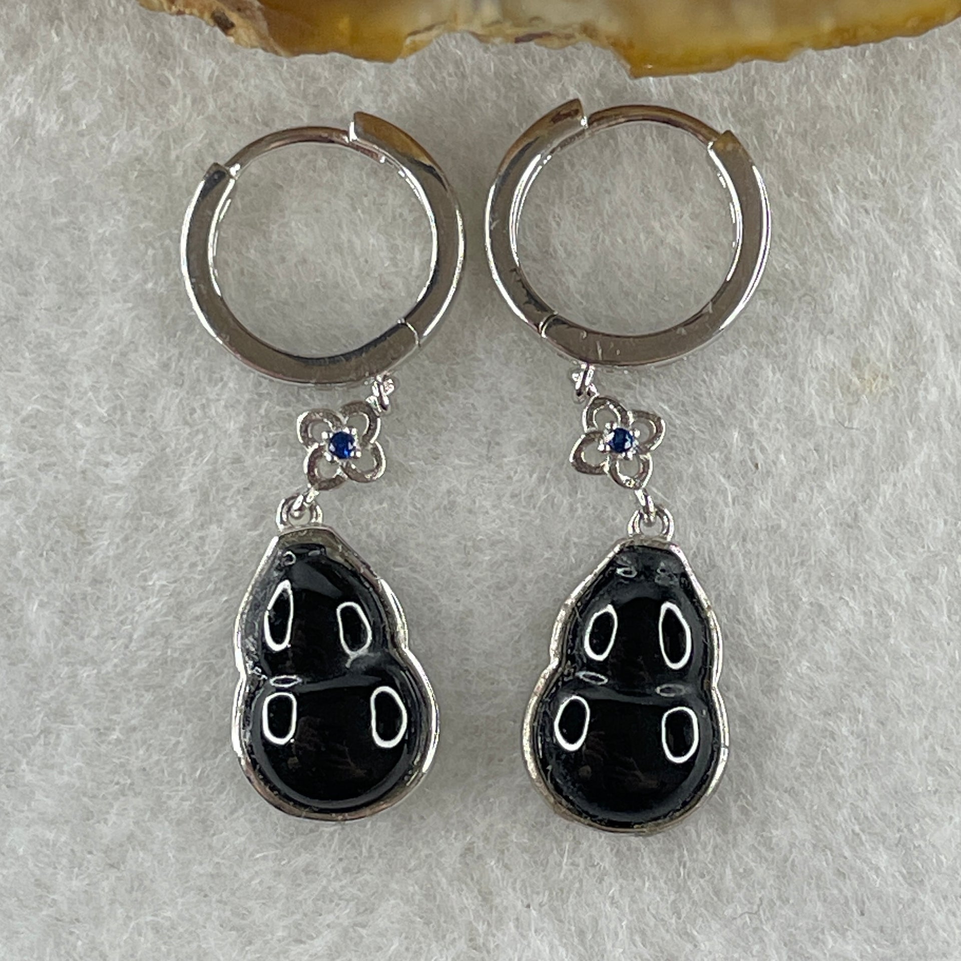 Type A FullyTranslucent Black Omphacite Jadeite Hulu 12.0 by 7.4 by 2.5mm with Cubic Zirconia in S925 Silver Earrings 4.30g - Huangs Jadeite and Jewelry Pte Ltd