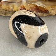 Natural Powerful Tibetan Old Oily Agate Tiger Tooth Daluo Dzi Bead Heavenly Master (Tian Zhu) 虎呀天诛 4.66g 17.5 by 13.2mm - Huangs Jadeite and Jewelry Pte Ltd