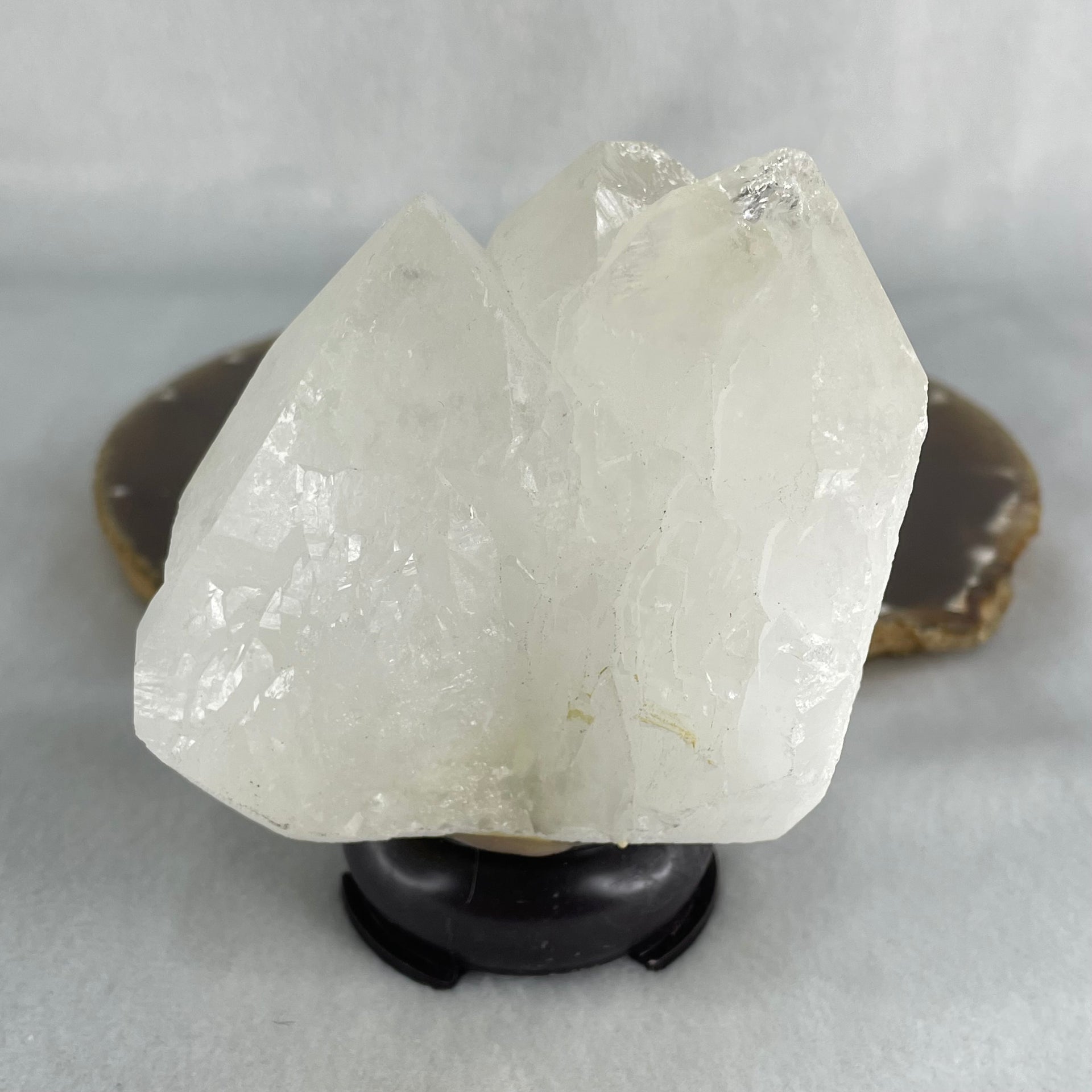 Natural Milky White Quartz Display 460.99g 83.3 by 70.1 by 94.2mm - Huangs Jadeite and Jewelry Pte Ltd