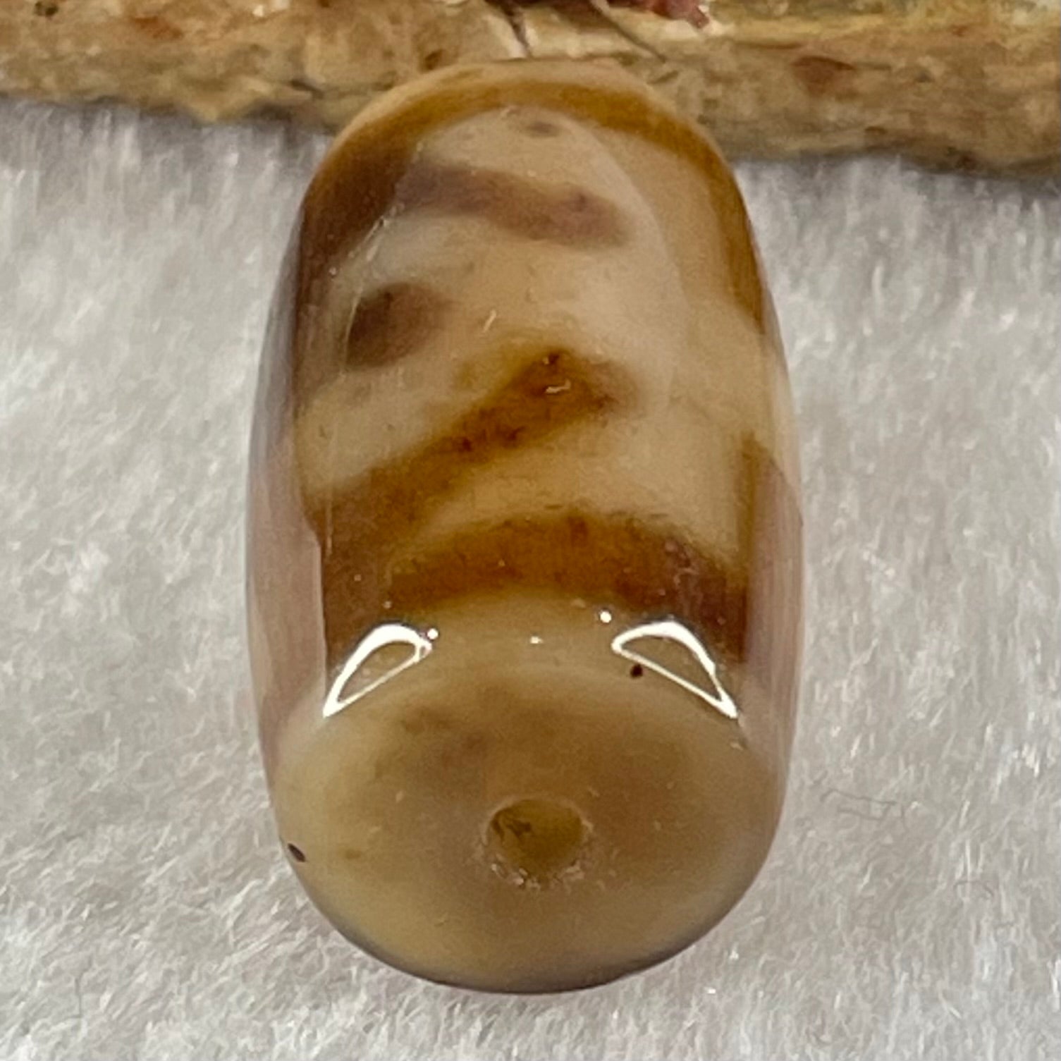 Natural Powerful Tibetan Old Oily Agate Patina Guiren Tairen Human Dzi Bead Totem Amulet Heavenly Master (Tian Zhu) 贵人天诛 4.98g 20.0 by 11.9mm - Huangs Jadeite and Jewelry Pte Ltd