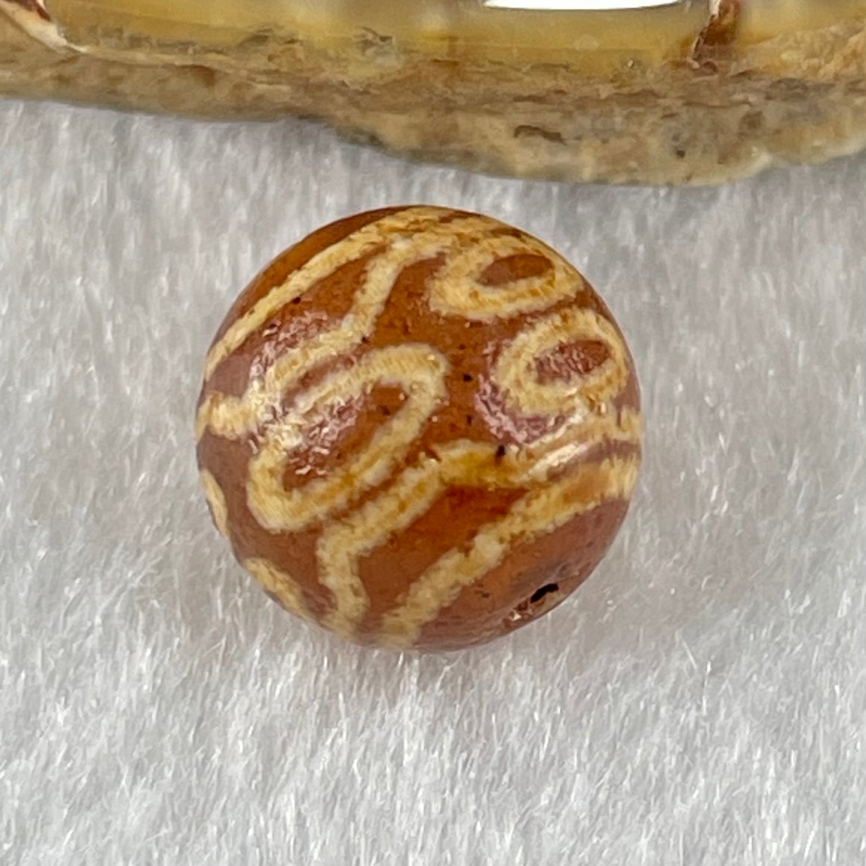 Natural Powerful Tibetan Old Oily Agate 7 Eyes Dzi Bead Heavenly Master (Tian Zhu) 七眼天诛 1.44g 10.0 by 10.3mm - Huangs Jadeite and Jewelry Pte Ltd
