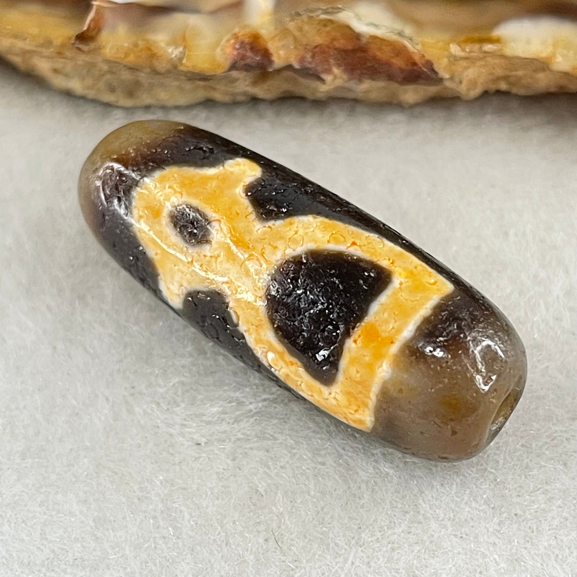 Natural Powerful Tibetan Old Oily Agate Double Cai Shen Dzi Bead Heavenly Master (Tian Zhu) 双财神长天珠 5.80g 29.3 by 11.2mm - Huangs Jadeite and Jewelry Pte Ltd