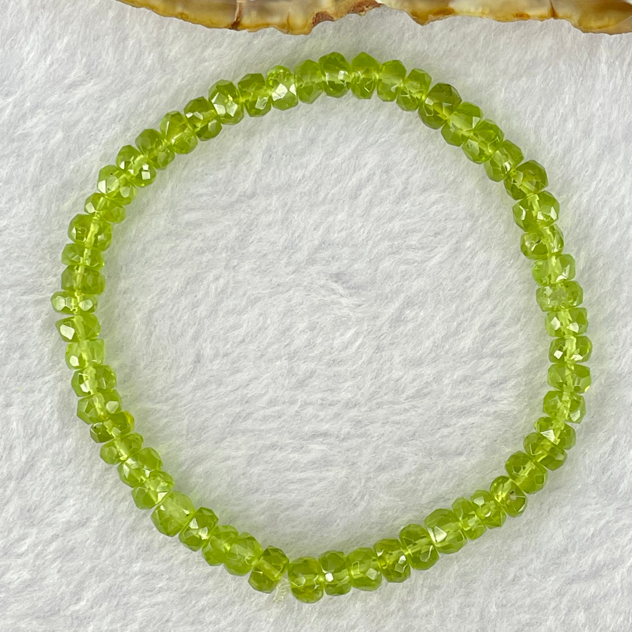 Natural Faceted Peridot Beads Bracelet 天然绿橄榄石手链 10.40g 16cm 5.6mm 56 Beads - Huangs Jadeite and Jewelry Pte Ltd