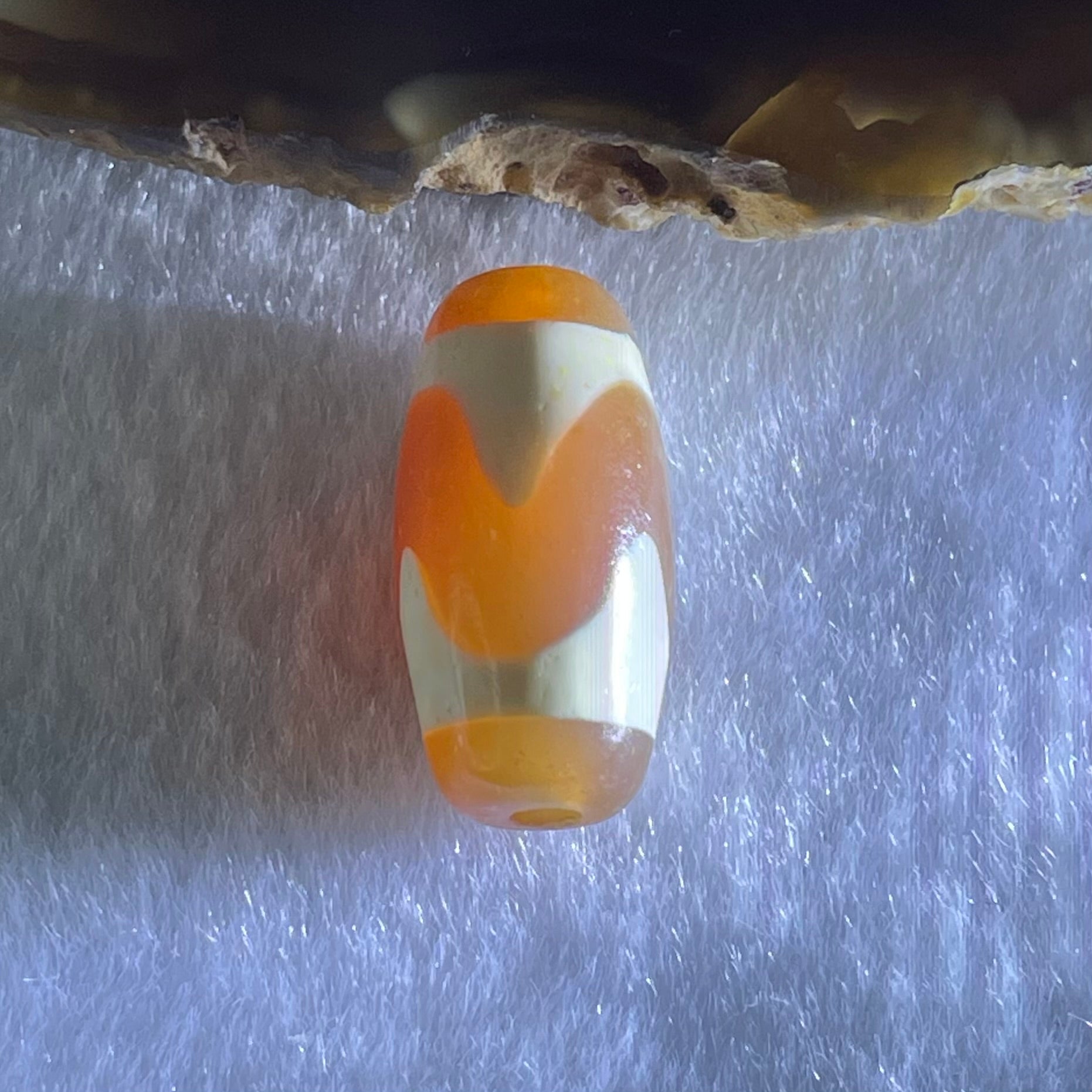 Natural Powerful Tibetan Old Oily Agate Tiger Tooth Daluo Dzi Bead Heavenly Master (Tian Zhu) 虎呀天诛 2.95g 20.0 by 10.1mm - Huangs Jadeite and Jewelry Pte Ltd