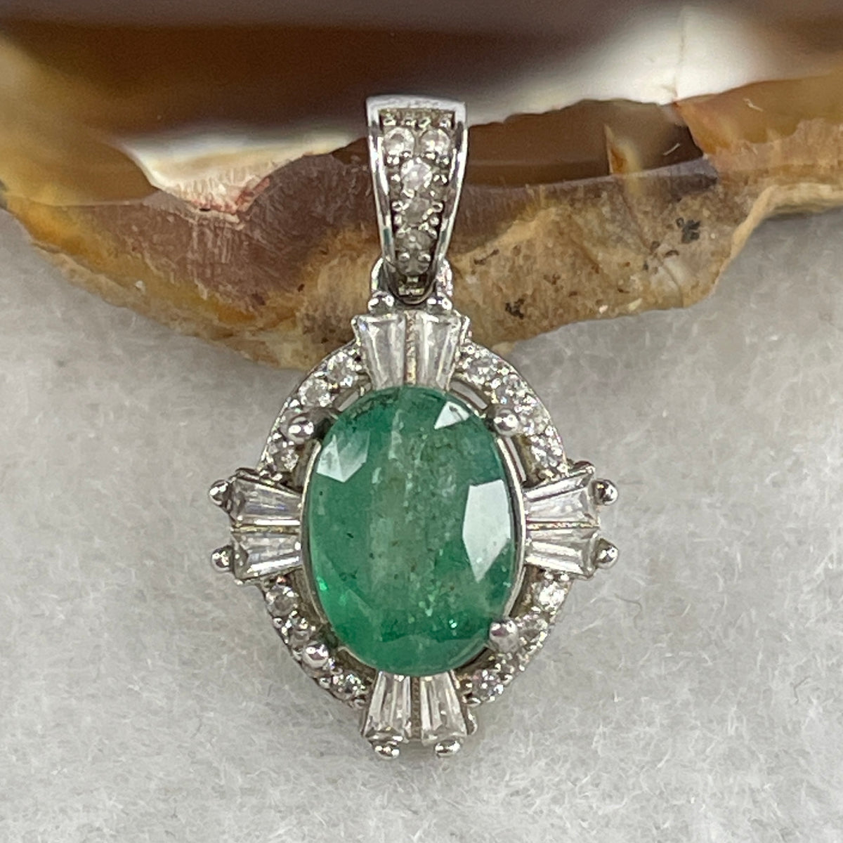 Natural Emerald Cabochon S925 Sterling Silver Pendant | 8.9x6.4x2.0mm Pendant (1.80g | Vibrant Spring-Green Beryl | Royal Abundance, Loyalty & Heart Elevation)