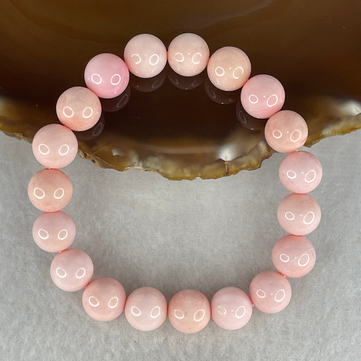 Certified Good Grade Natural Pink Queen Shell Beads Bracelet | 10.2mm Radiant Mother of Pearl Amulet (29.95g | 15.5cm Wrist | 19 Beads)