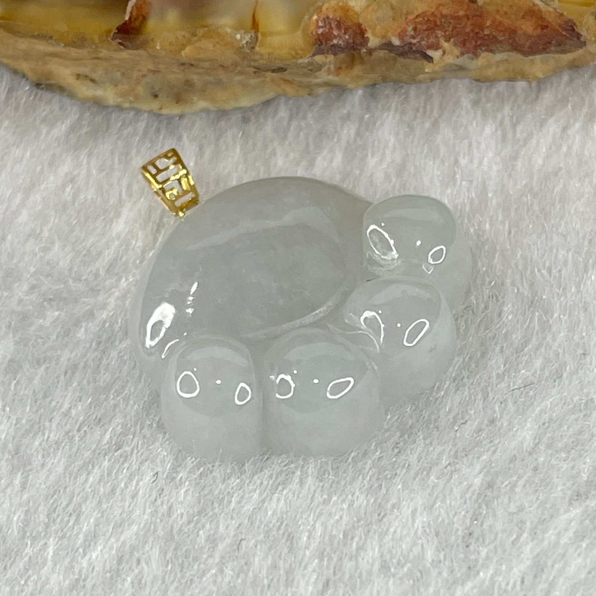 Natural Type A Light Lavender Light Green Jadeite Paw Pendant in 18K Yellow Gold Clasp 2.37g 17.8 by 14.7 by 4.5mm - Huangs Jadeite and Jewelry Pte Ltd