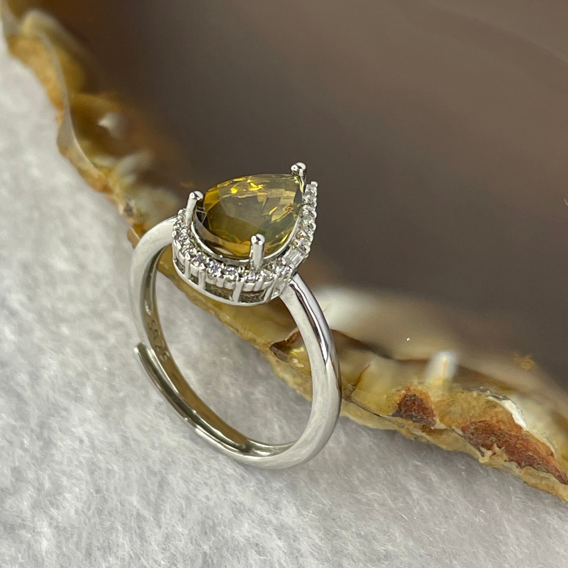 Natural Orange Opal In 925 Sliver Ring 1.97g 7.9 by 6.3 by 4.5 mm - Huangs Jadeite and Jewelry Pte Ltd