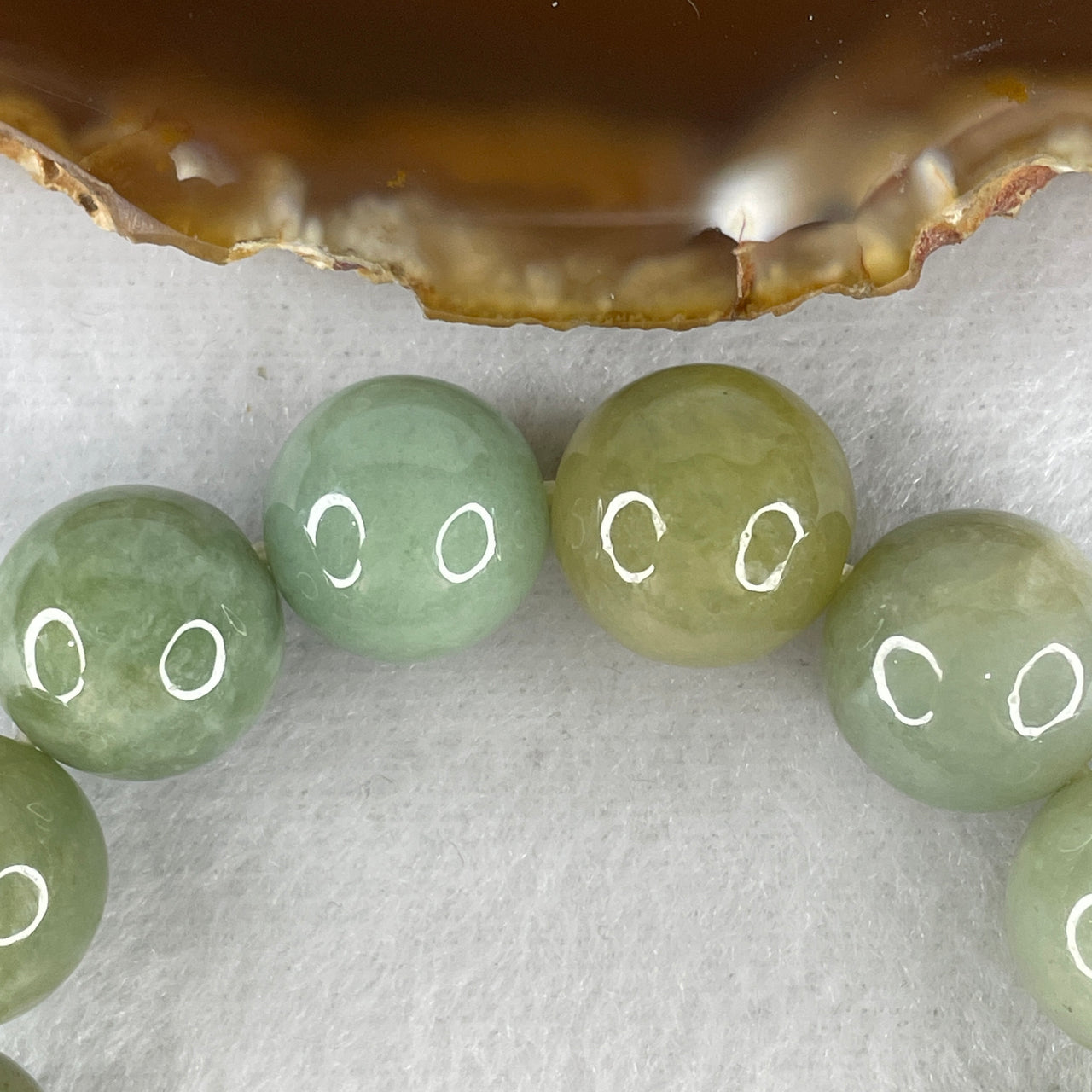 Natural Type A Green & Yellow Jadeite Beads Bracelet – Balancing Earth and Wood Elements 75.52g 16.5cm 14.6mm 15 Beads