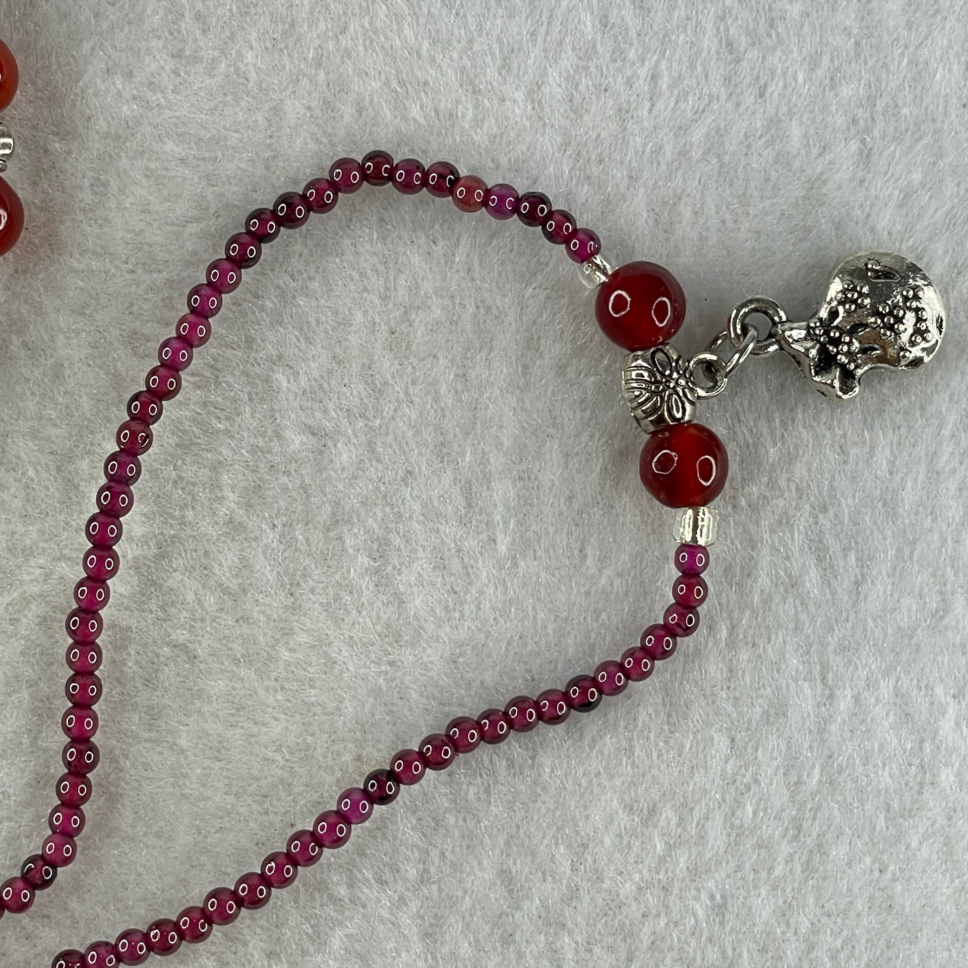 Natural Red Garnet Beads Necklace 11.43g 48cm 6.5mm 8Beads - 2.6mm 92Beads - Huangs Jadeite and Jewelry Pte Ltd