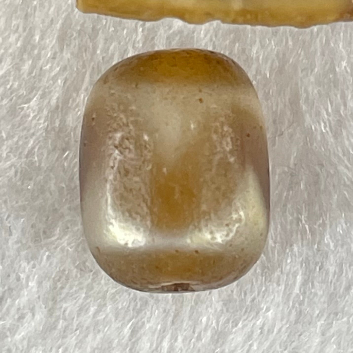 Natural Powerful Tibetan Old Oily Agate Tiger Tooth Daluo Dzi Bead Heavenly Master (Tian Zhu) 虎呀天诛 2.62g 13.8 by 11.0mm - Huangs Jadeite and Jewelry Pte Ltd