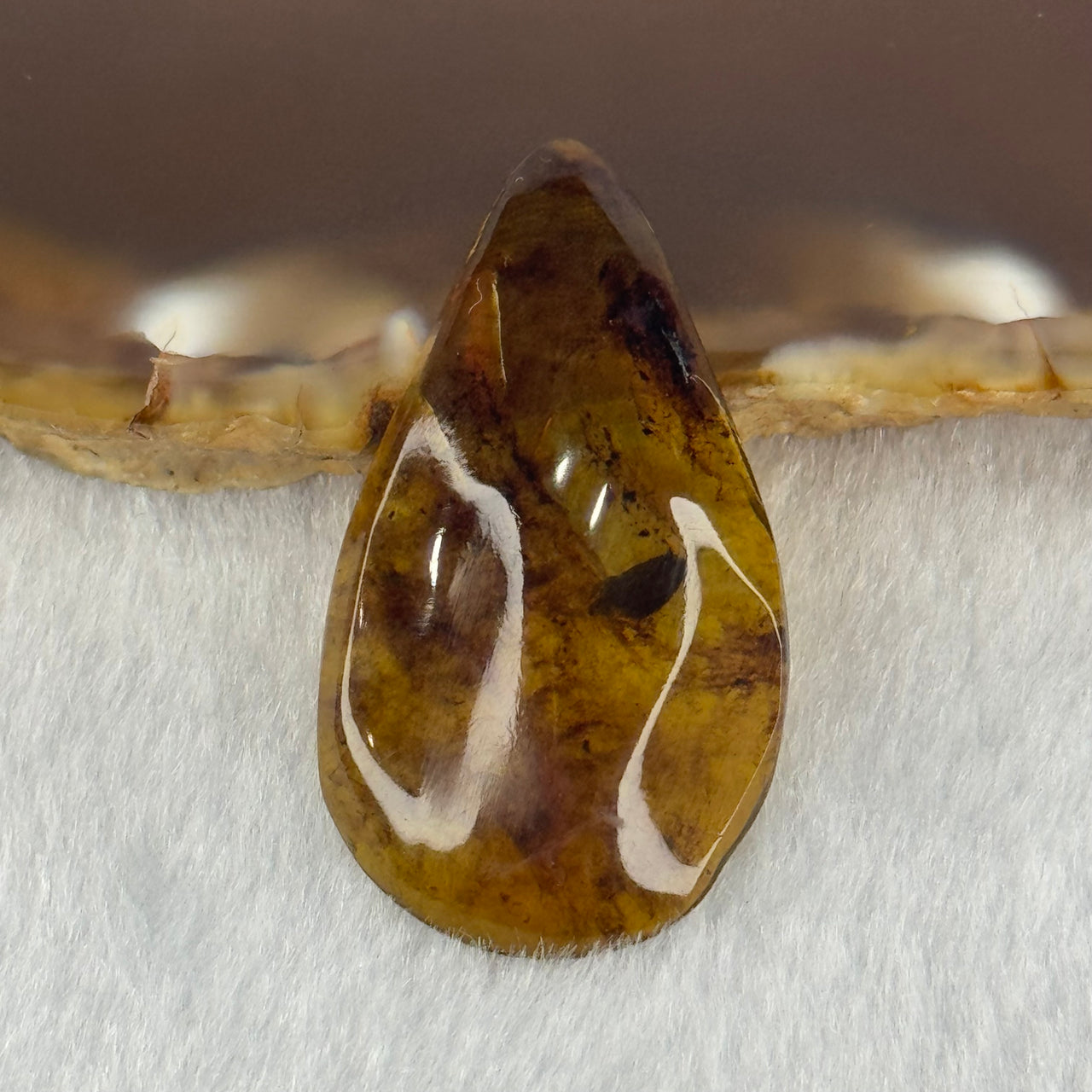 Natural Amber for Setting 1.46g 32.7 by 18.6 by 4.7mm - Huangs Jadeite and Jewelry Pte Ltd