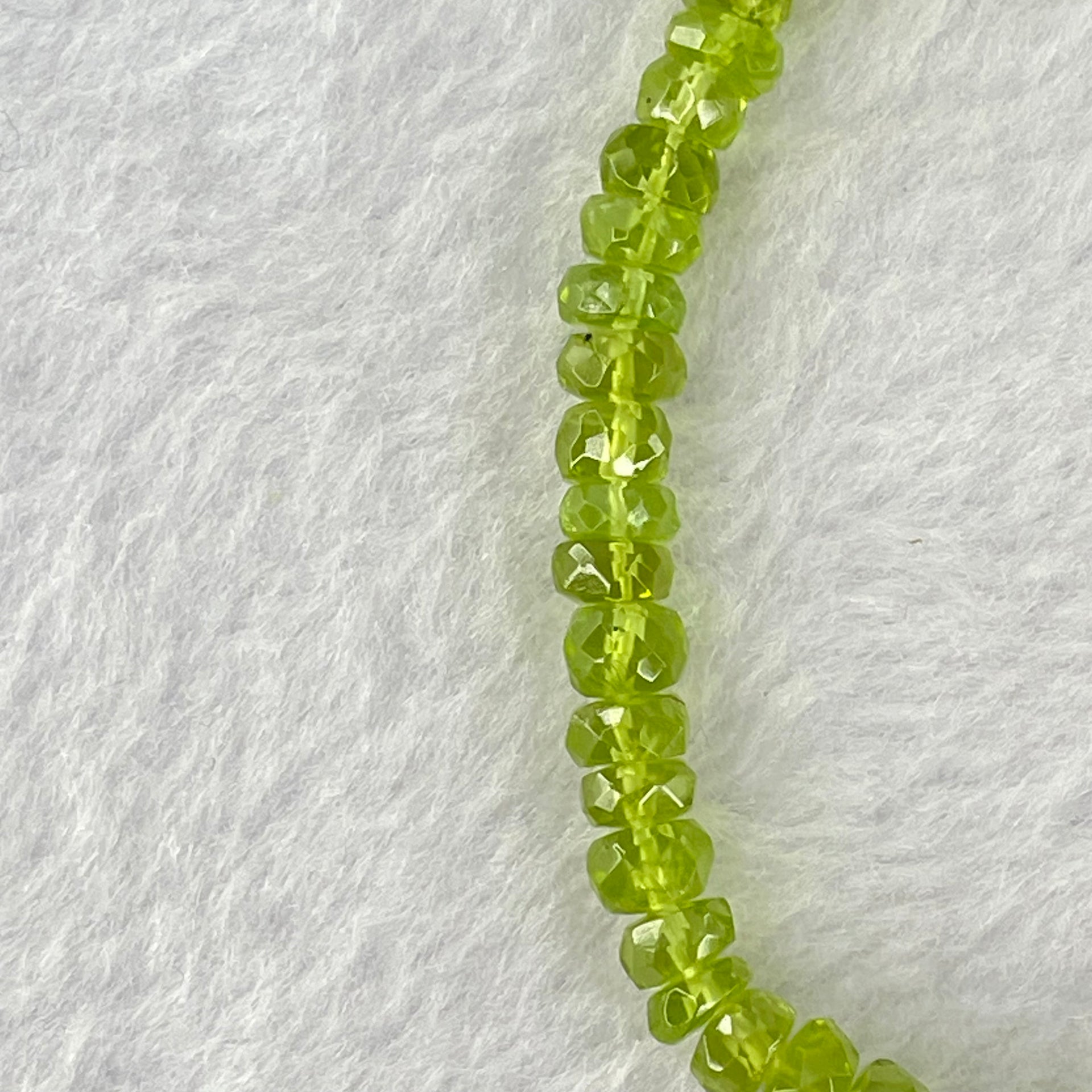 Natural Faceted Peridot Beads Bracelet 天然绿橄榄石手链 10.58g 16cm 5.7mm 58 Beads - Huangs Jadeite and Jewelry Pte Ltd