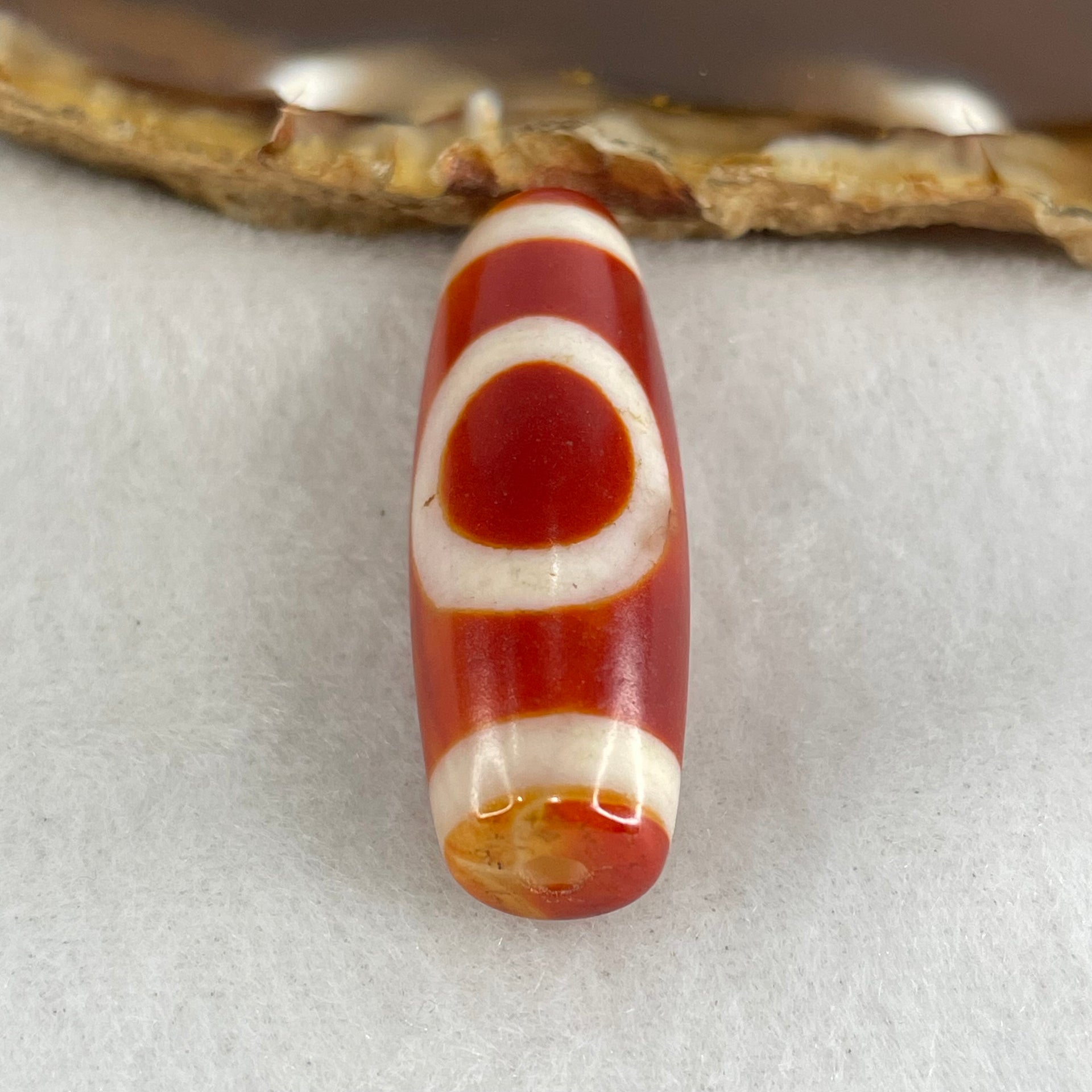 Natural Powerful Tibetan Old Oily Red White Agate One Eye Gold Metal Element Dzi Bead Heavenly Master (Tian Zhu) 一眼金天珠 9.71g 37.8 by 12.9mm - Huangs Jadeite and Jewelry Pte Ltd