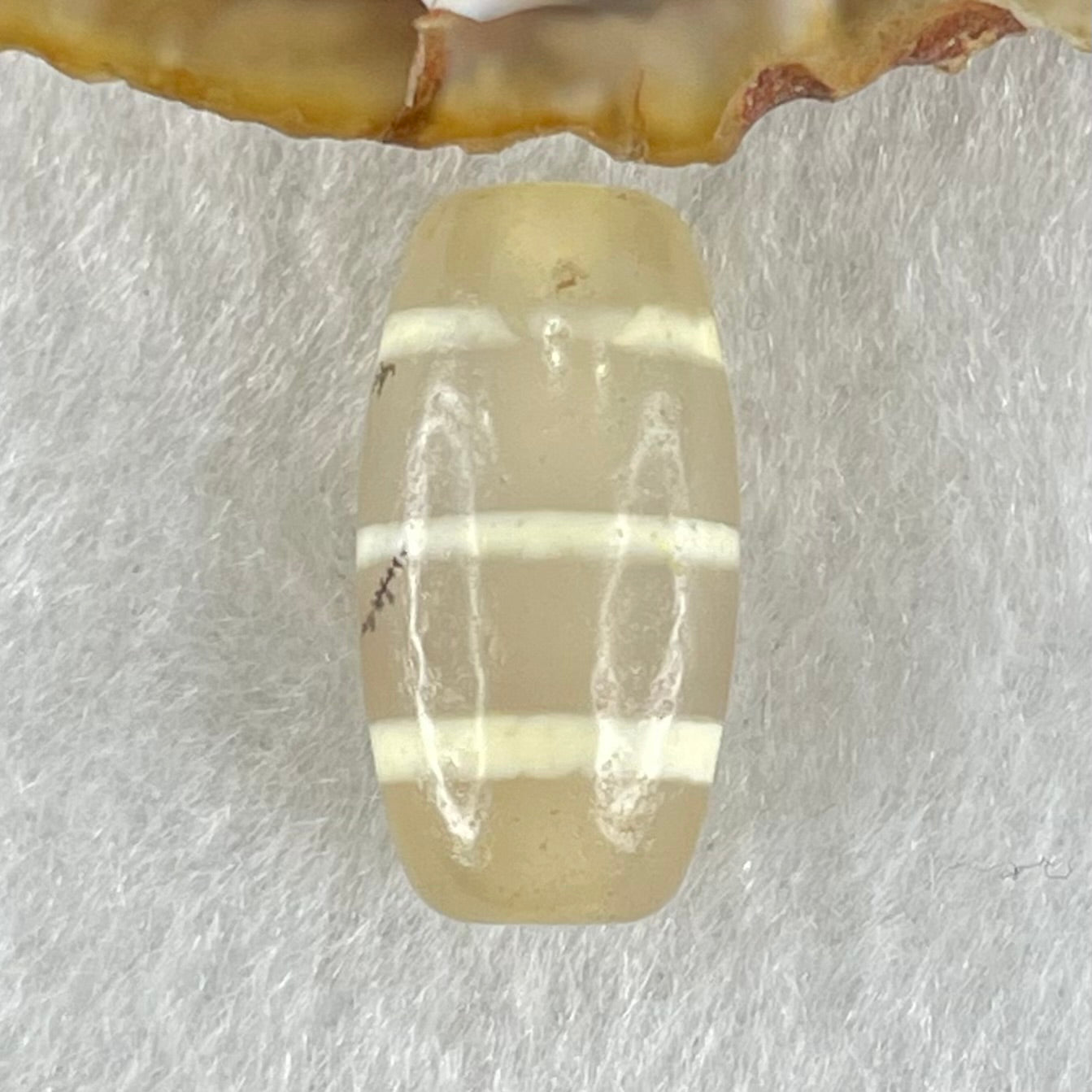 Natural Powerful Tibetan Old Oily Agate 3-Lines Dzi Bead Heavenly Master (Tian Zhu) 三行天诛 3.34g 20.1 by 10.6mm - Huangs Jadeite and Jewelry Pte Ltd