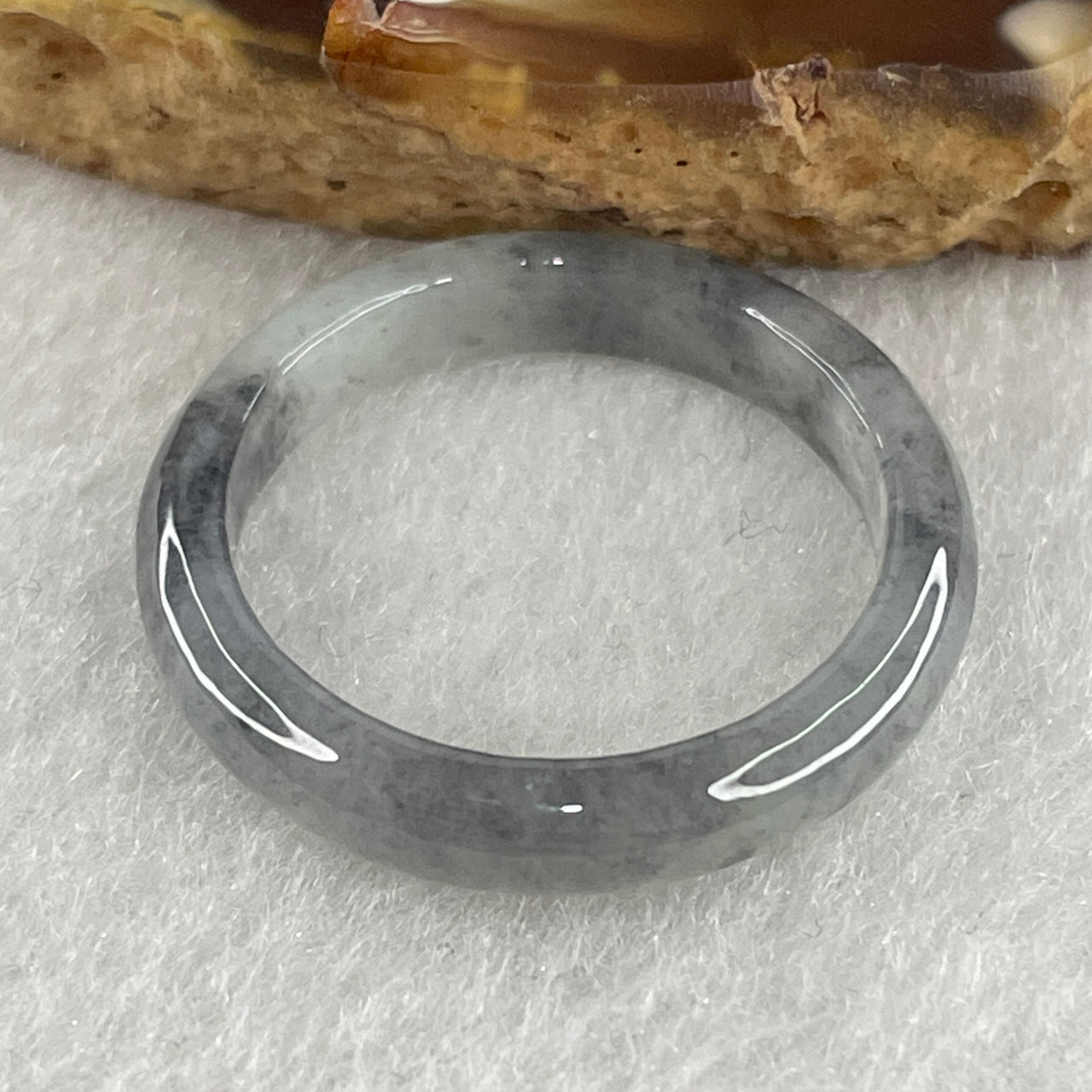 Certified Natural Type A Semi Icy Wuji Grey Jadeite Ring 1.73g 3.7 by 2.7mm US 7.4 HK 16.2 ( Very Slight Internal Line )