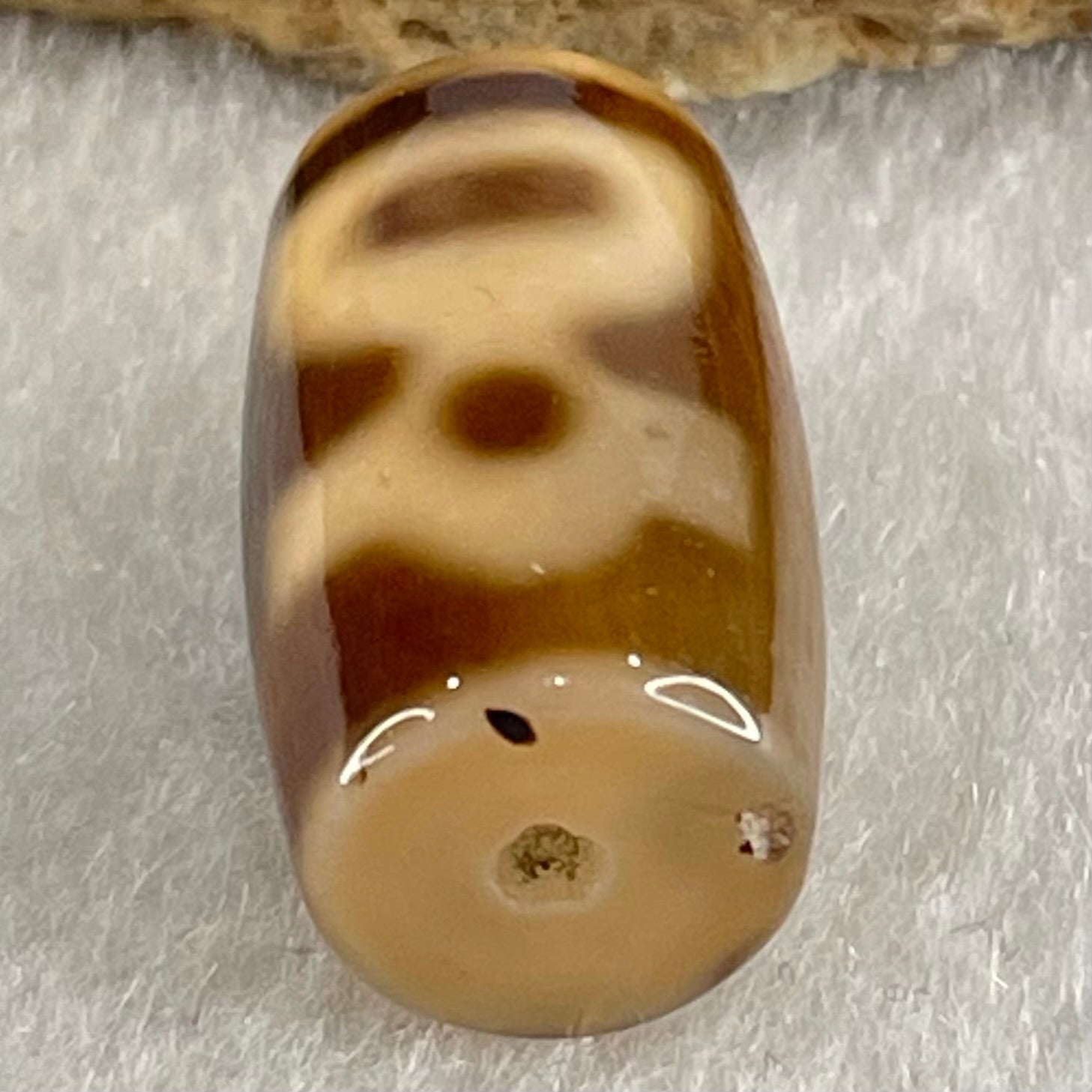 Natural Powerful Tibetan Old Oily Agate Double Cai Shen Dzi Bead Heavenly Master (Tian Zhu) 双财神长天珠 4.84g 19.8 by 11.8mm - Huangs Jadeite and Jewelry Pte Ltd