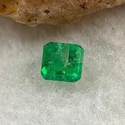 Natural Colombia Vivid Green Emerald (Beryl) Cut-Cornered Square Step cut 0.49ct 4.6 by 4.4 by 3.3mm - Huangs Jadeite and Jewelry Pte Ltd