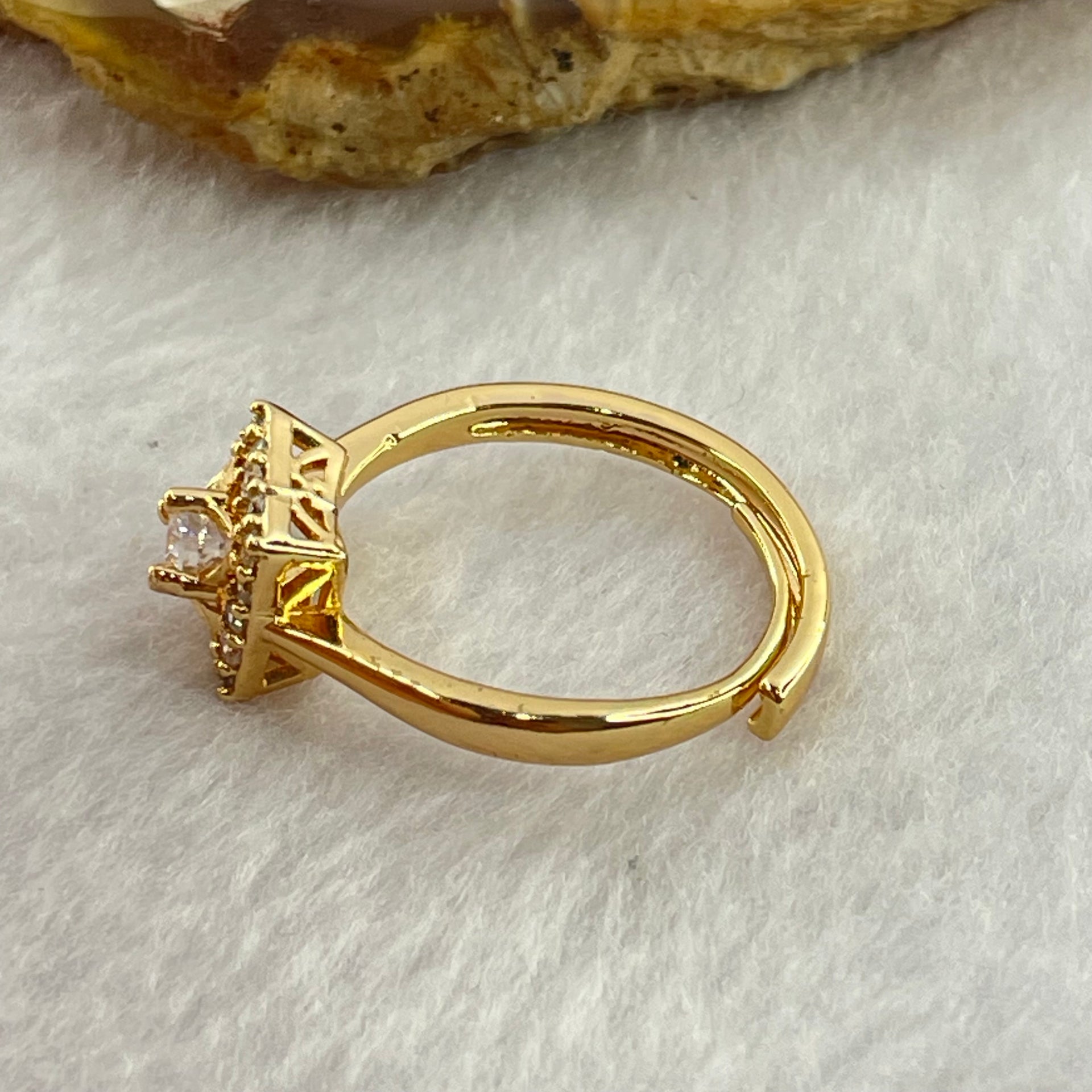 Colourless Cubic Zirconia with Crystals In AU750 Plated In Gold Color Sliver Ring (Adjustable Size) 2.56g 3.6 by 3.6 by 2.0mm - Huangs Jadeite and Jewelry Pte Ltd