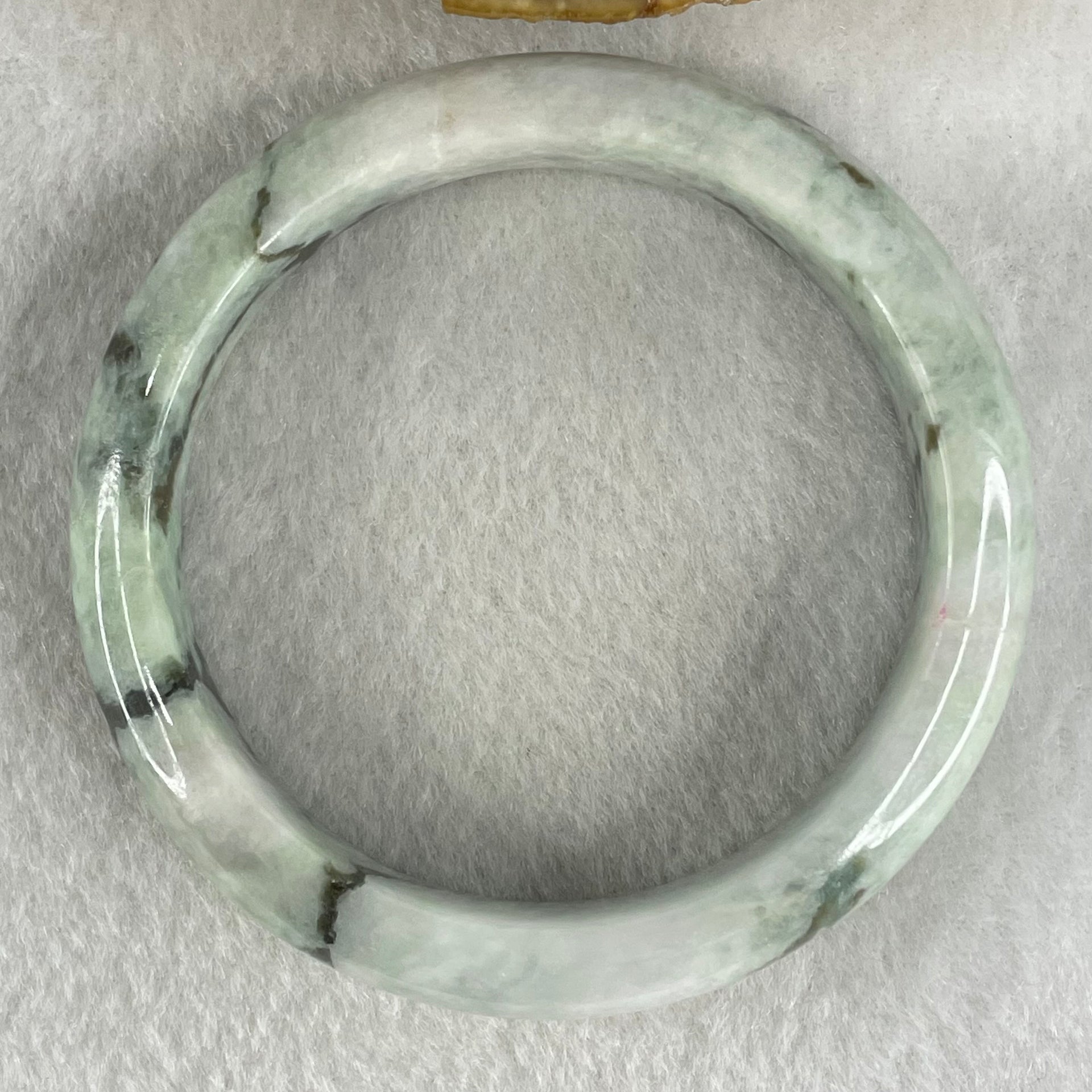 Type A Light Green with Green piao Hua Floral Jadeite Bangle 56.08g Inner Diameter 55.1mm 13.9 by 8.9mm (Internal Line) - Huangs Jadeite and Jewelry Pte Ltd