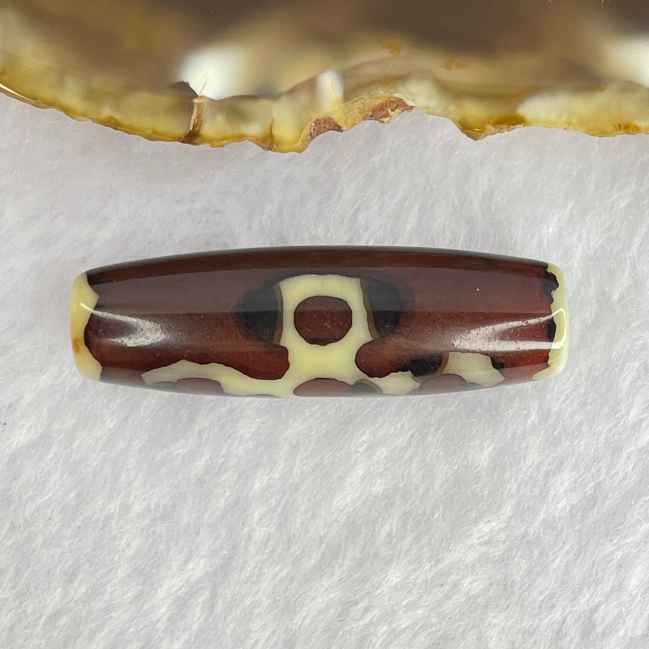 Natural Powerful Tibetan Old Oily Agate 5 Eyes Lightning Dzi Bead Heavenly Master (Tian Zhu) 五眼闪电天珠 8.68g 37.7 by 11.7mm - Huangs Jadeite and Jewelry Pte Ltd