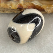 Natural Powerful Tibetan Old Oily Agate Tiger Tooth Daluo Dzi Bead Heavenly Master (Tian Zhu) 虎呀天诛 4.38g 17.8 by 13.1mm - Huangs Jadeite and Jewelry Pte Ltd