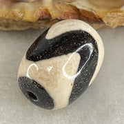 Natural Powerful Tibetan Old Oily Agate Tiger Tooth Daluo Dzi Bead Heavenly Master (Tian Zhu) 虎呀天诛 4.77g 17.7 by 13.3mm - Huangs Jadeite and Jewelry Pte Ltd