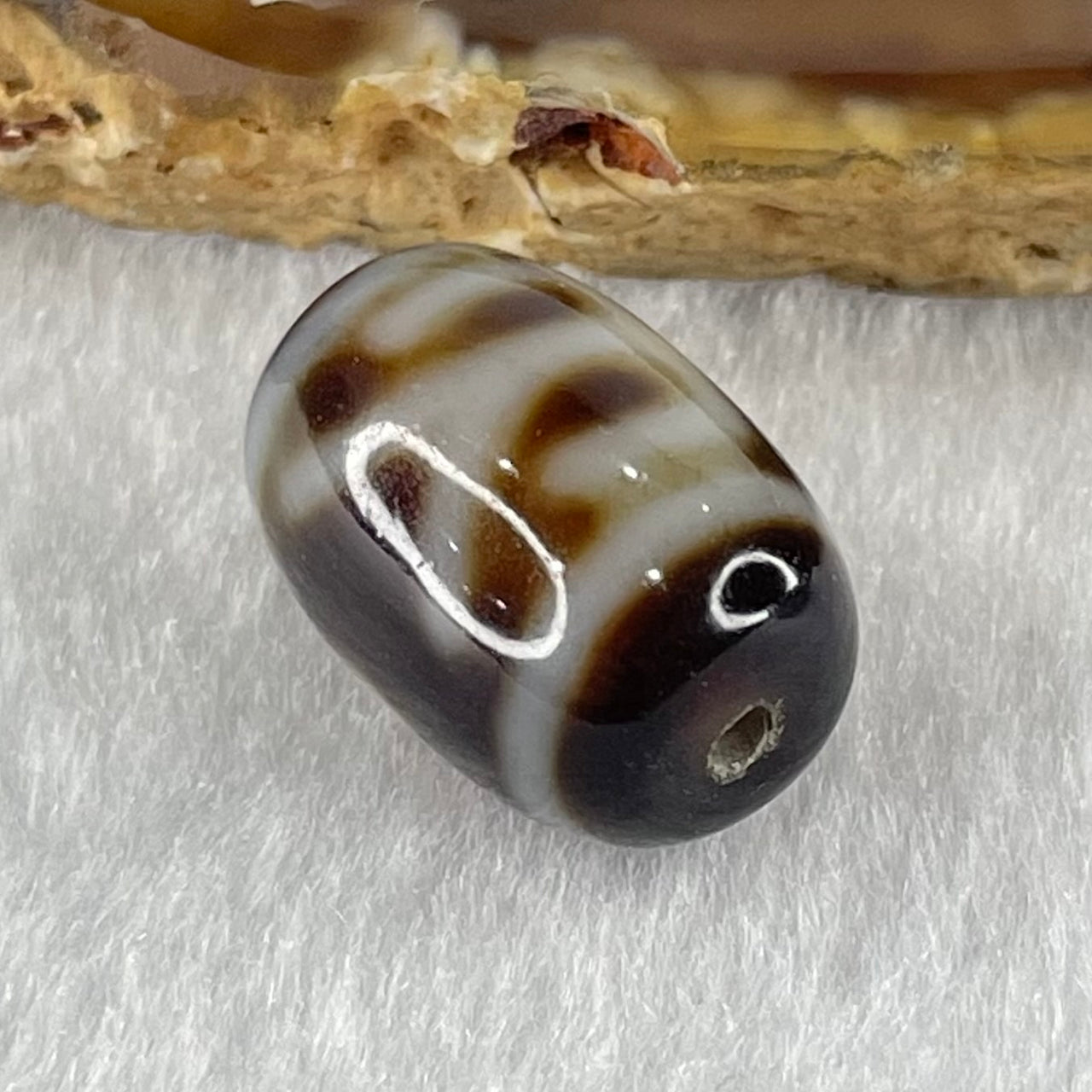 Natural Powerful Tibetan Old Oily Agate Patina Guiren Tairen Human Dzi Bead Totem Amulet Heavenly Master (Tian Zhu) 贵人天诛 4.67g 18.3 by 12.7mm - Huangs Jadeite and Jewelry Pte Ltd