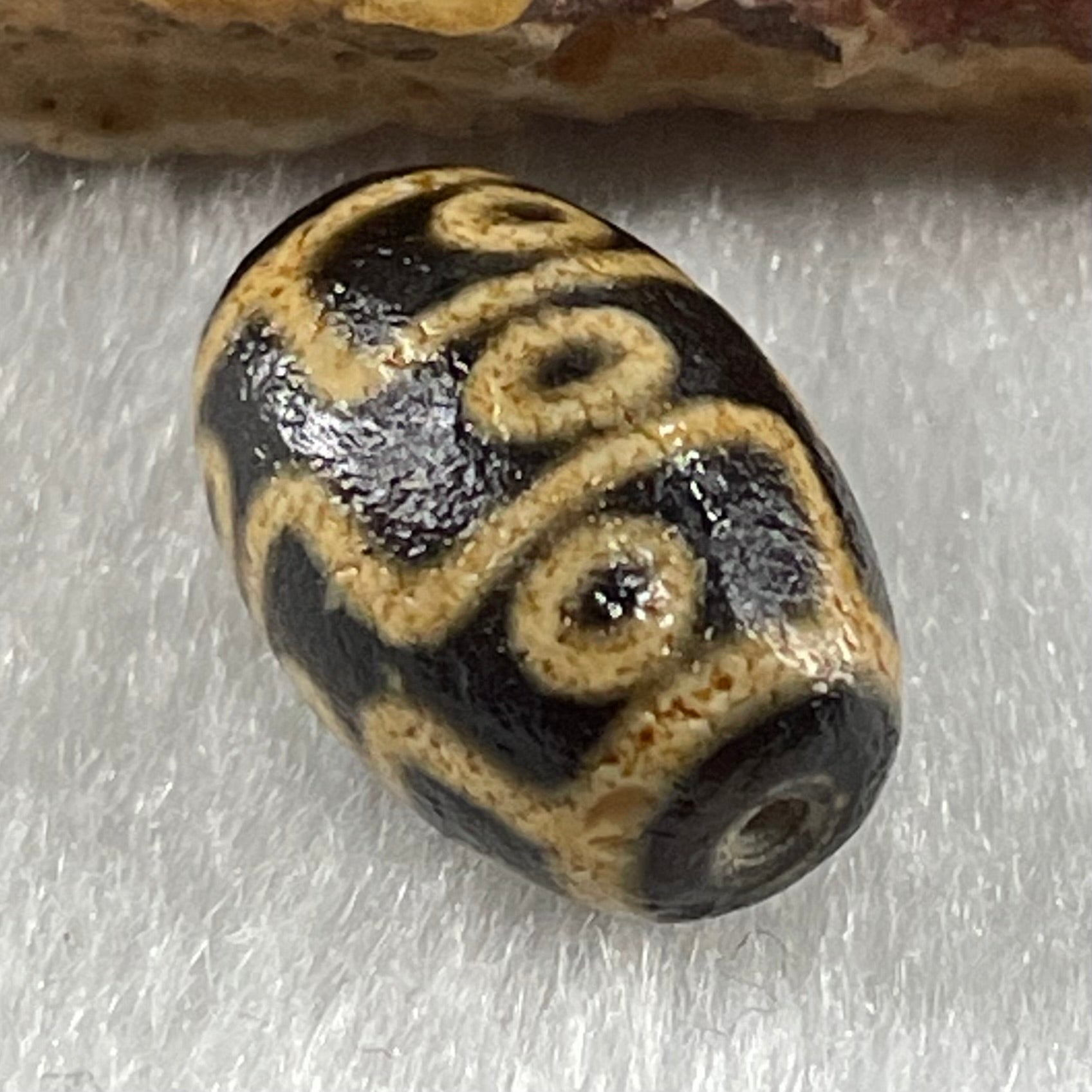 Natural Powerful Tibetan Old Oily Agate 9 Eyes Dzi Bead Heavenly Master (Tian Zhu) 九眼天诛 1.91g 14.0 by 9.8mm - Huangs Jadeite and Jewelry Pte Ltd