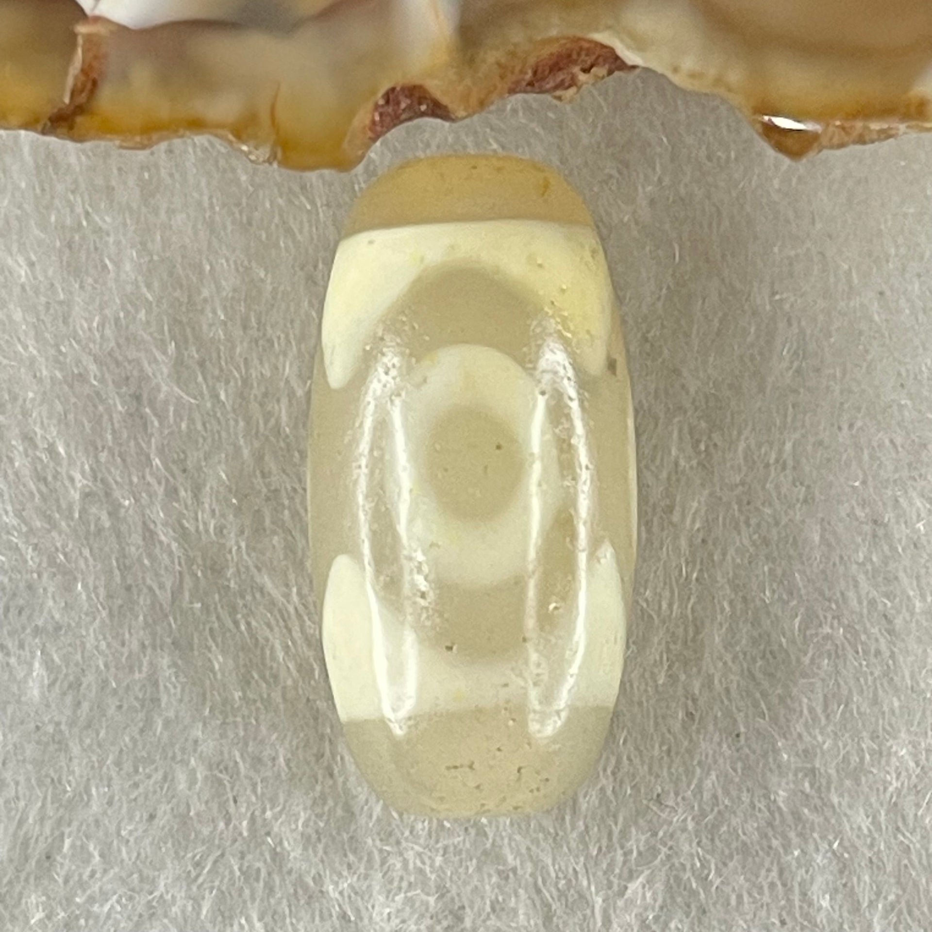 Natural Powerful Tibetan Old Oily Agate 3 Eyes Dzi Bead Heavenly Master (Tian Zhu) 三眼天诛 2.93g 20.0 by 10.2mm - Huangs Jadeite and Jewelry Pte Ltd