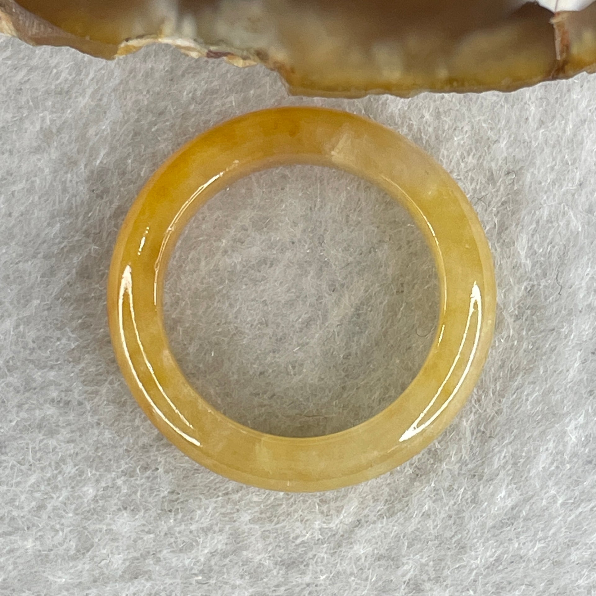 Natural Type A Yellowish Jadeite Ring 2.56g 4.7 by 3.5mm US 5.7 HK 12.4 (Internal Lines) - Huangs Jadeite and Jewelry Pte Ltd