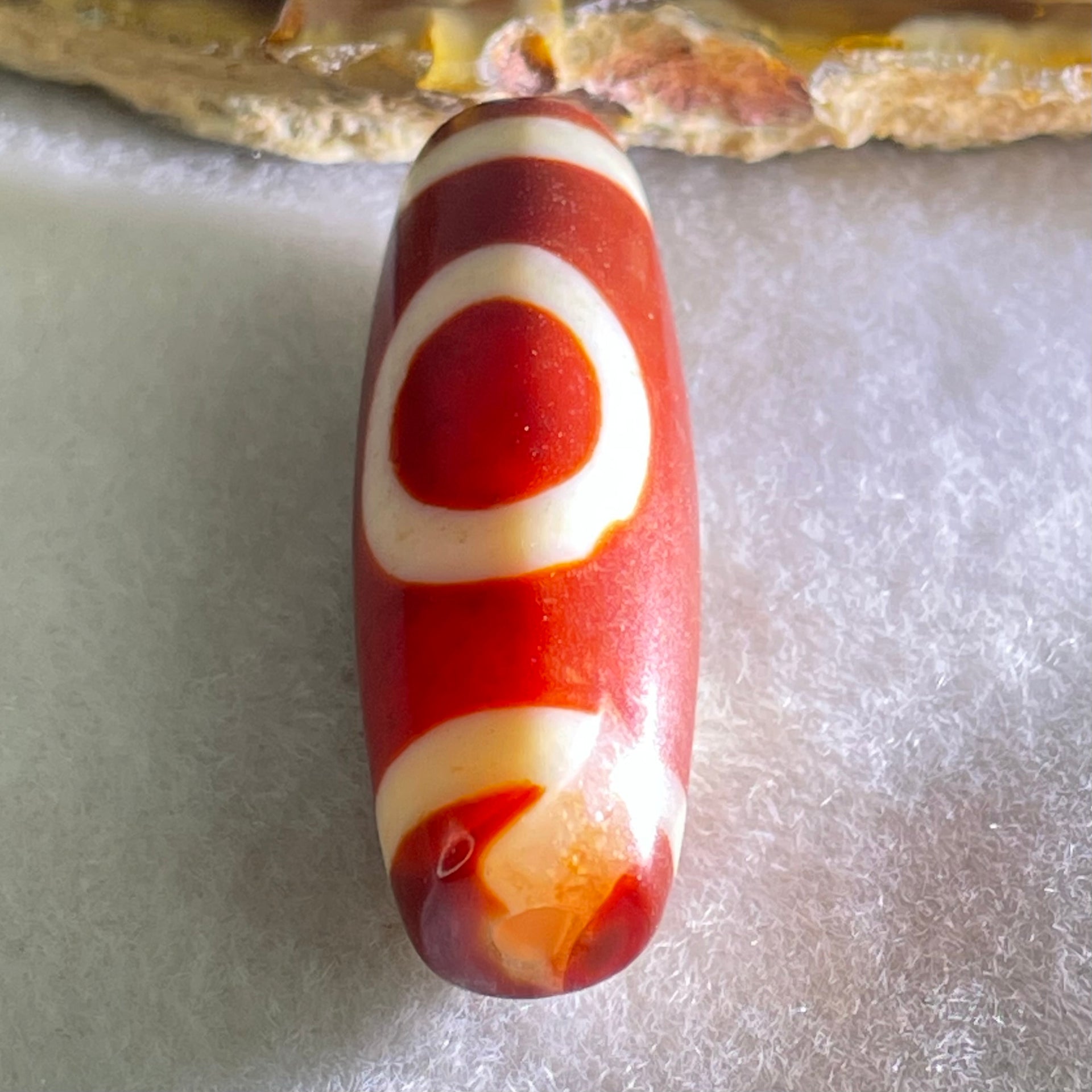 Natural Powerful Tibetan Old Oily Red White Agate One Eye Wood Element Dzi Bead Heavenly Master (Tian Zhu) 一眼木元素天珠 9.56g 37.7 by 12.9mm - Huangs Jadeite and Jewelry Pte Ltd