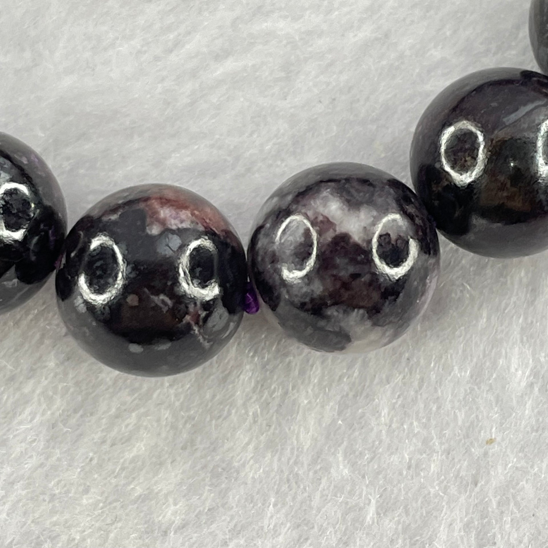 Very Good Grade Natural Sugilite Bracelet 天然苏纪石手链 46.25g 17cm 11.8mm 17 Beads - Huangs Jadeite and Jewelry Pte Ltd