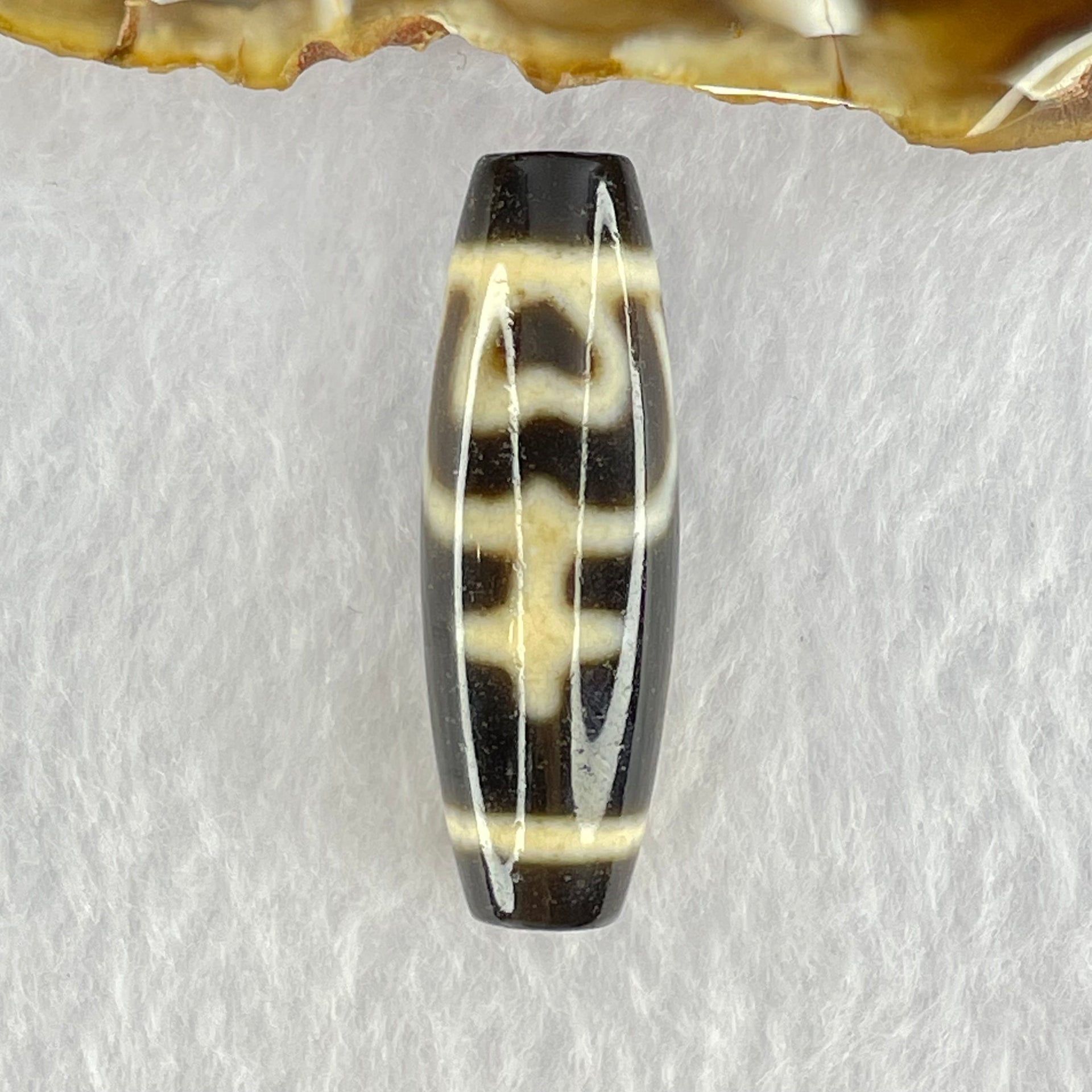 Natural Powerful Tibetan Old Oily Agate Double Nectar Vessel Dzi Bead Heavenly Master (Tian Zhu) 花蜜容器眼天珠 10.32g 39.3 by 13.4mm - Huangs Jadeite and Jewelry Pte Ltd