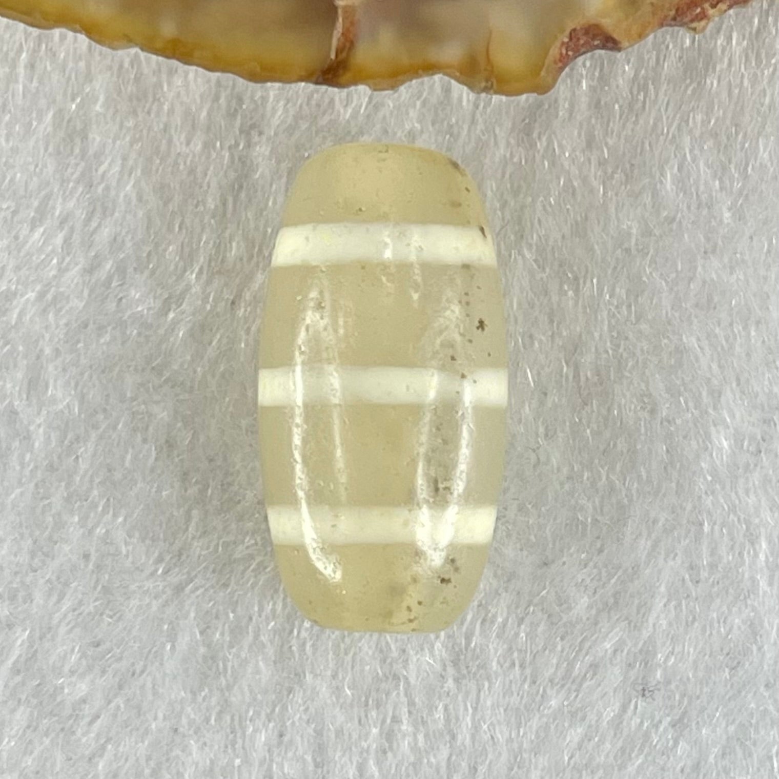 Natural Powerful Tibetan Old Oily Agate 3-Lines Dzi Bead Heavenly Master (Tian Zhu) 三行天诛 2.86g 19.5 by 10.0mm - Huangs Jadeite and Jewelry Pte Ltd