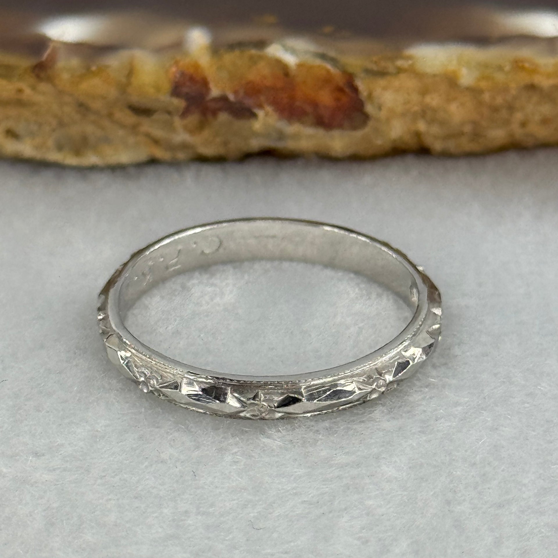 (Pre-Love) PLAT Platinum Ring 4.11g Inner Diameter 18.9mm Thickness 2.9 by 1.6mm US8.9mm HK19.5 - Huangs Jadeite and Jewelry Pte Ltd