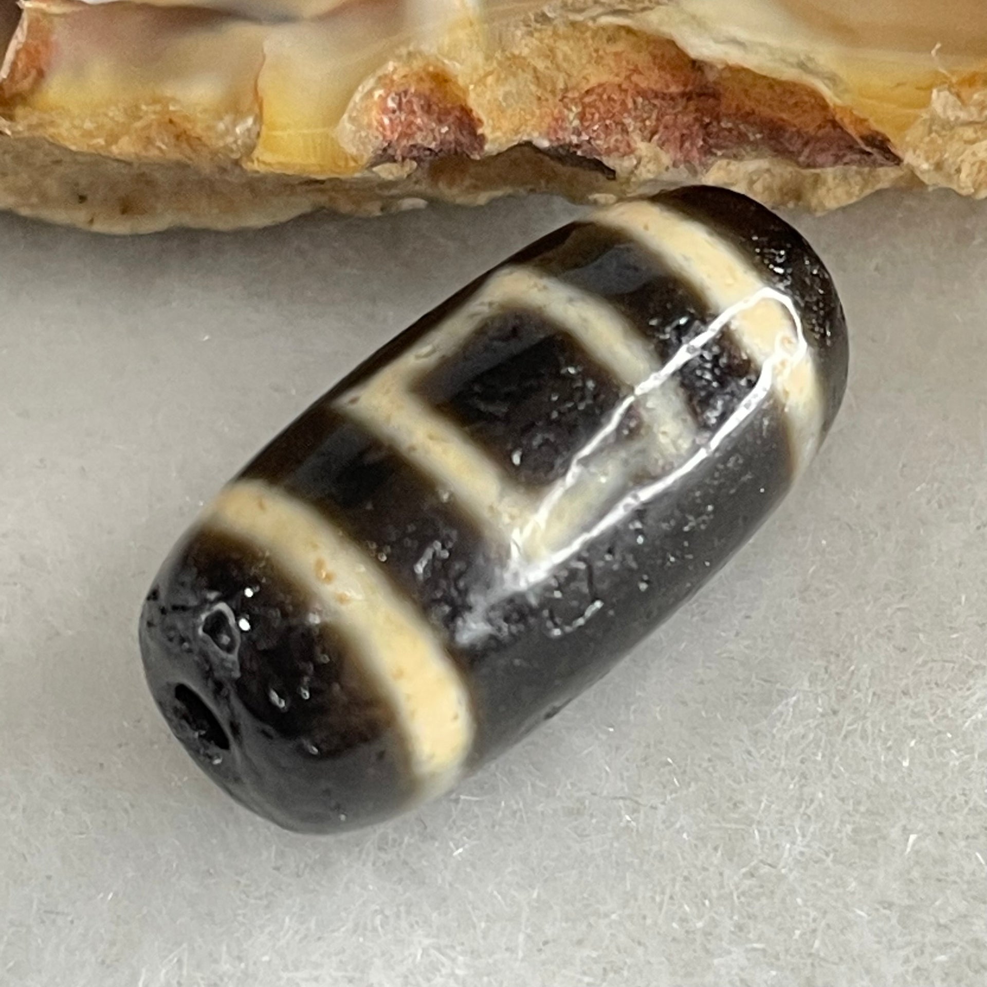 Natural Powerful Tibetan Old Oily Agate Sky Door Serenity 1 Eye Dzi Bead Heavenly Master (Tian Zhu) 一眼天诛 2.68g 19.2 by 9.5mm - Huangs Jadeite and Jewelry Pte Ltd