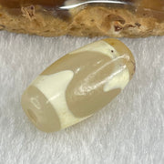 Natural Powerful Tibetan Old Oily Agate Tiger Tooth Daluo Dzi Bead Heavenly Master (Tian Zhu) 虎呀天诛 3.31g 20.1 by 10.8mm - Huangs Jadeite and Jewelry Pte Ltd