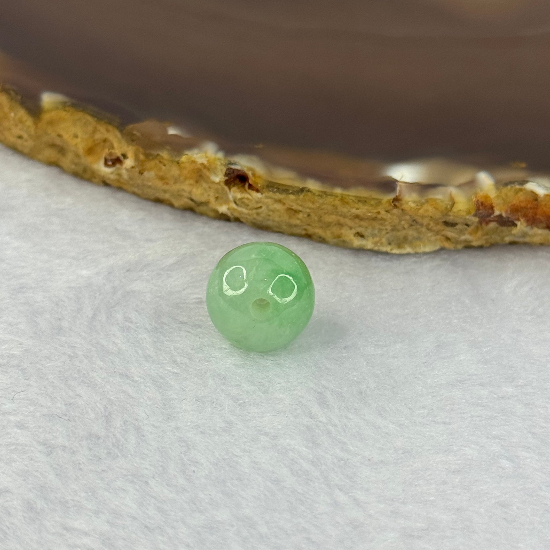 Type A Apple Green Jadeite Bead for Bracelet/Necklace/Earrings/ Ring 2.64g 11.6mm - Huangs Jadeite and Jewelry Pte Ltd