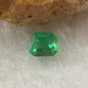 Natural Colombia Green Emerald (Beryl) Cut-Cornered Rectangular step cut 0.53ct 4.6 by 4.2 by 3.4mm - Huangs Jadeite and Jewelry Pte Ltd