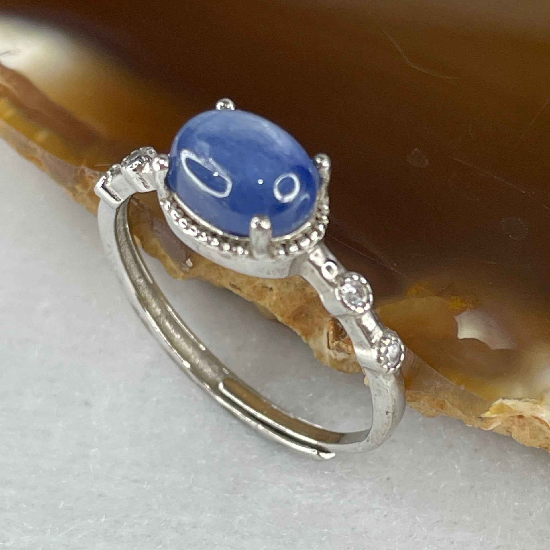 Natural Blue Kyanite Bead in S925 Sliver Adjustable Ring 1.86g 7.9 by 5.9 by 3.5mm - Huangs Jadeite and Jewelry Pte Ltd