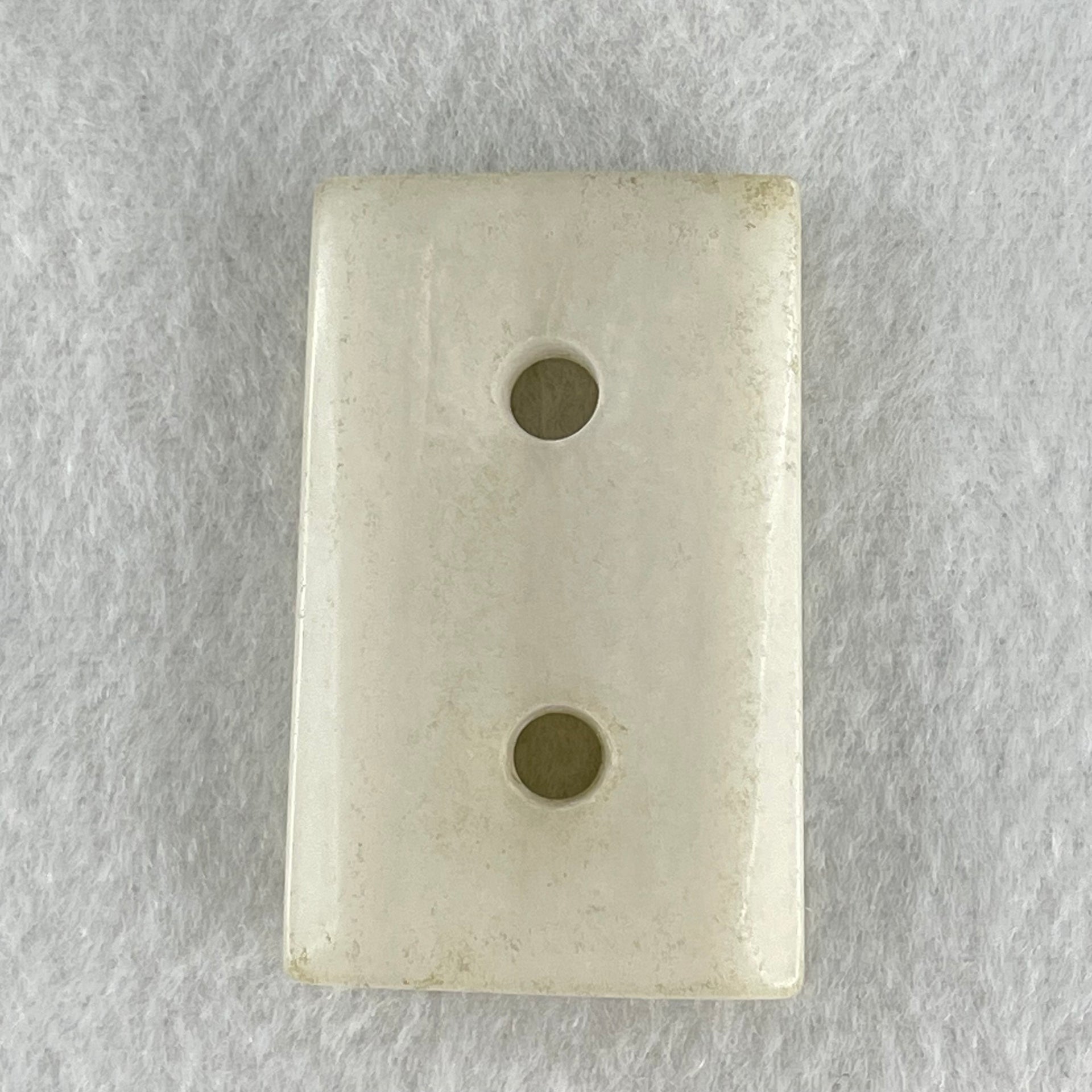 Antique Natural White Nephrite 26.34g 43.7 by 27.0 by 10.0mm - Huangs Jadeite and Jewelry Pte Ltd